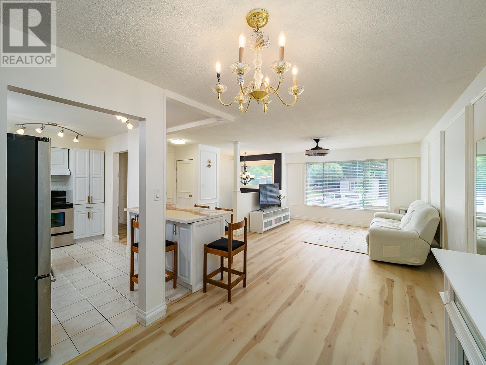 1246 Alexander Drive, Golden, British Columbia  V0A 1H0 - Photo 4 - 10353578