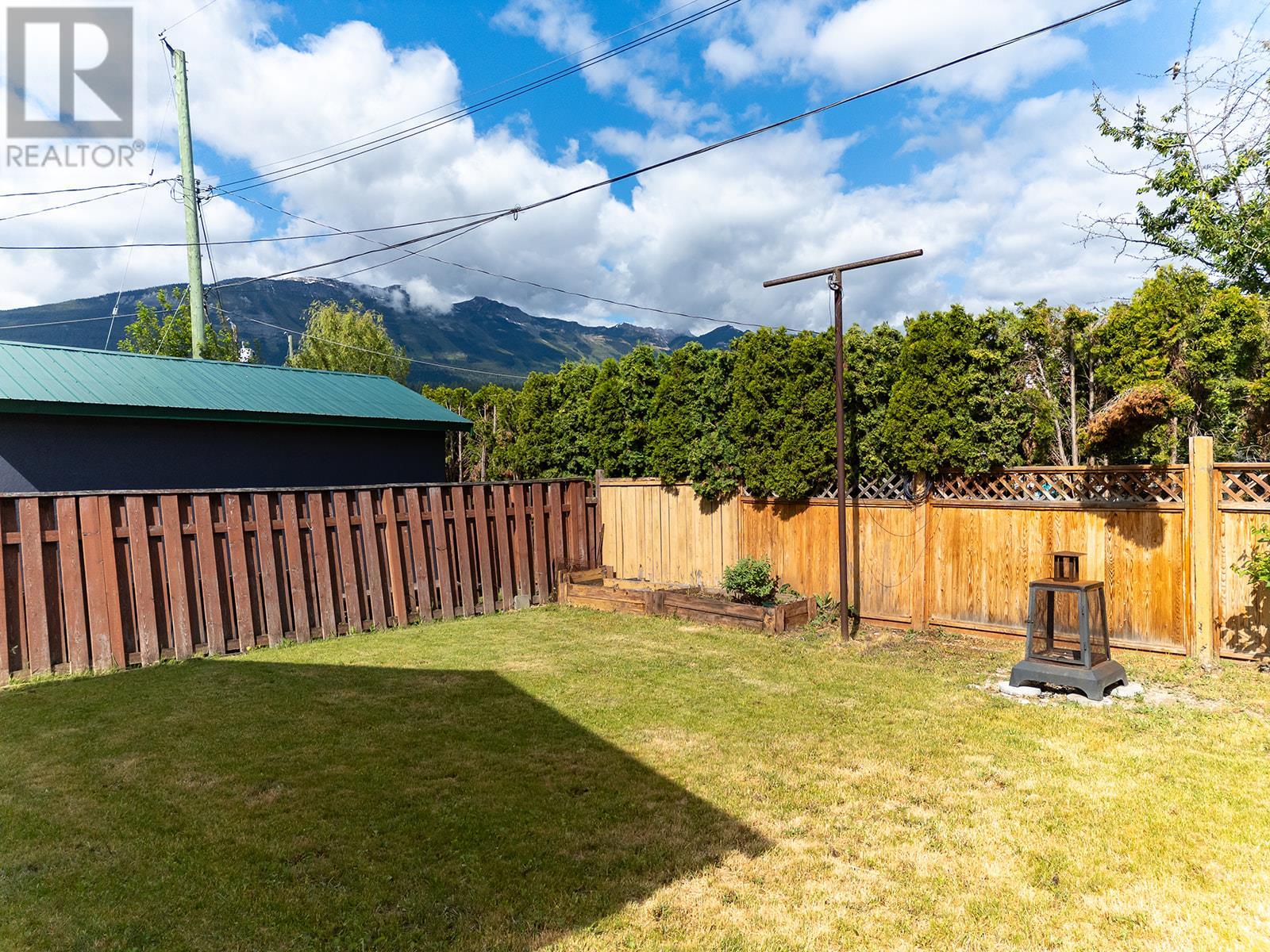 1246 Alexander Drive, Golden, British Columbia  V0A 1H0 - Photo 43 - 10353578