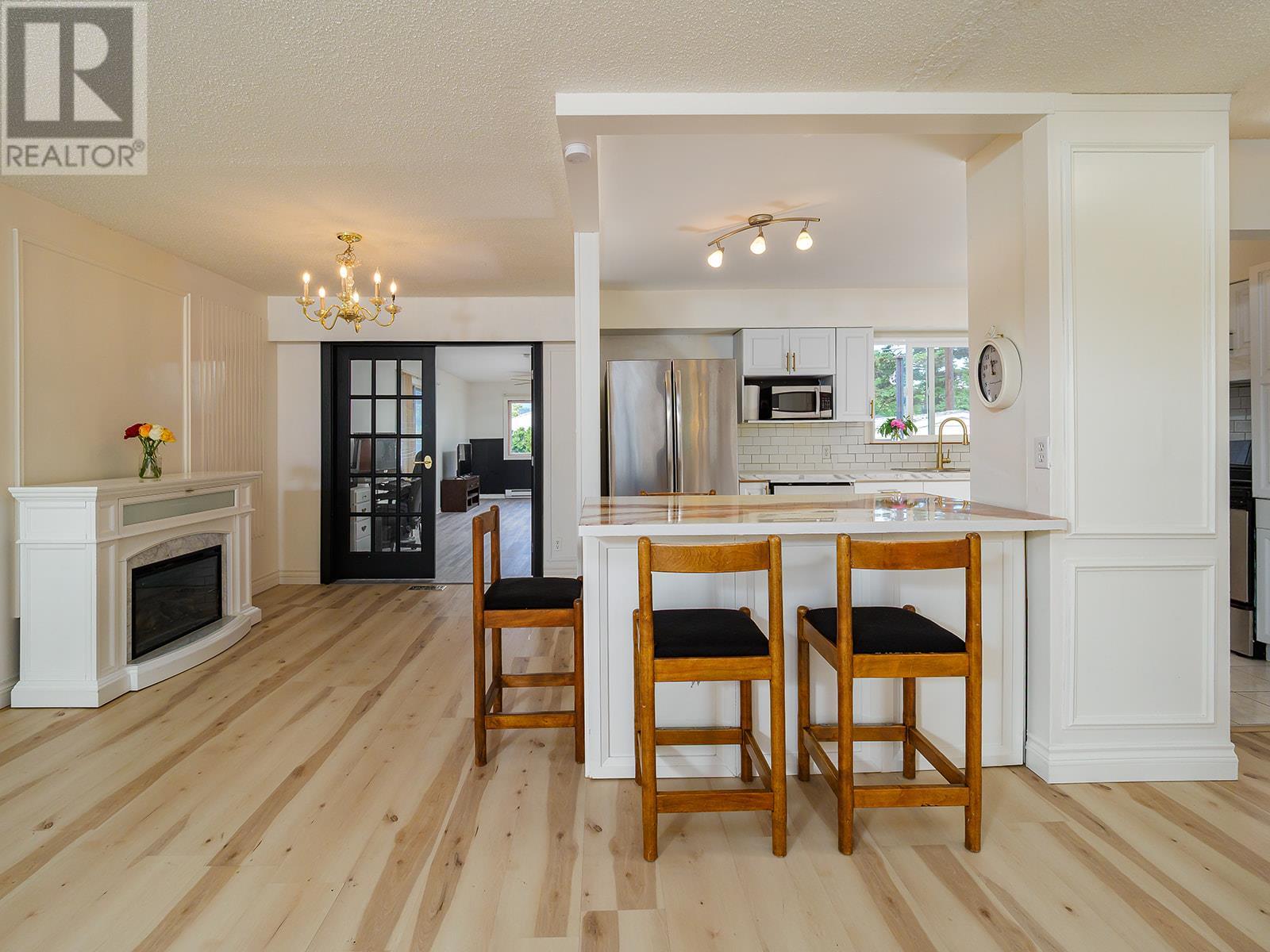 1246 Alexander Drive, Golden, British Columbia  V0A 1H0 - Photo 6 - 10353578