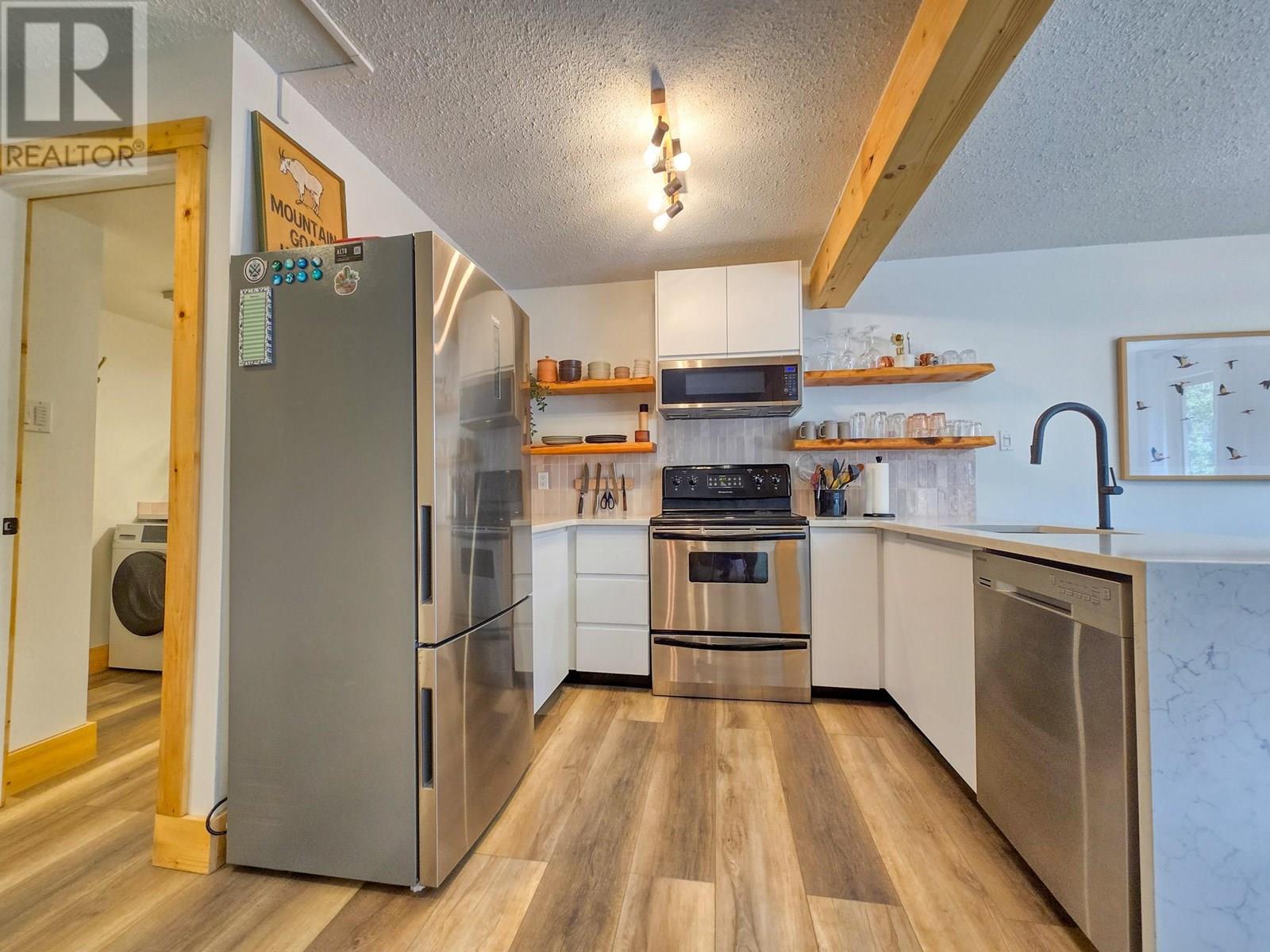 2030 Panorama Drive Unit# 323, Panorama, British Columbia  V0A 1T0 - Photo 21 - 10352000