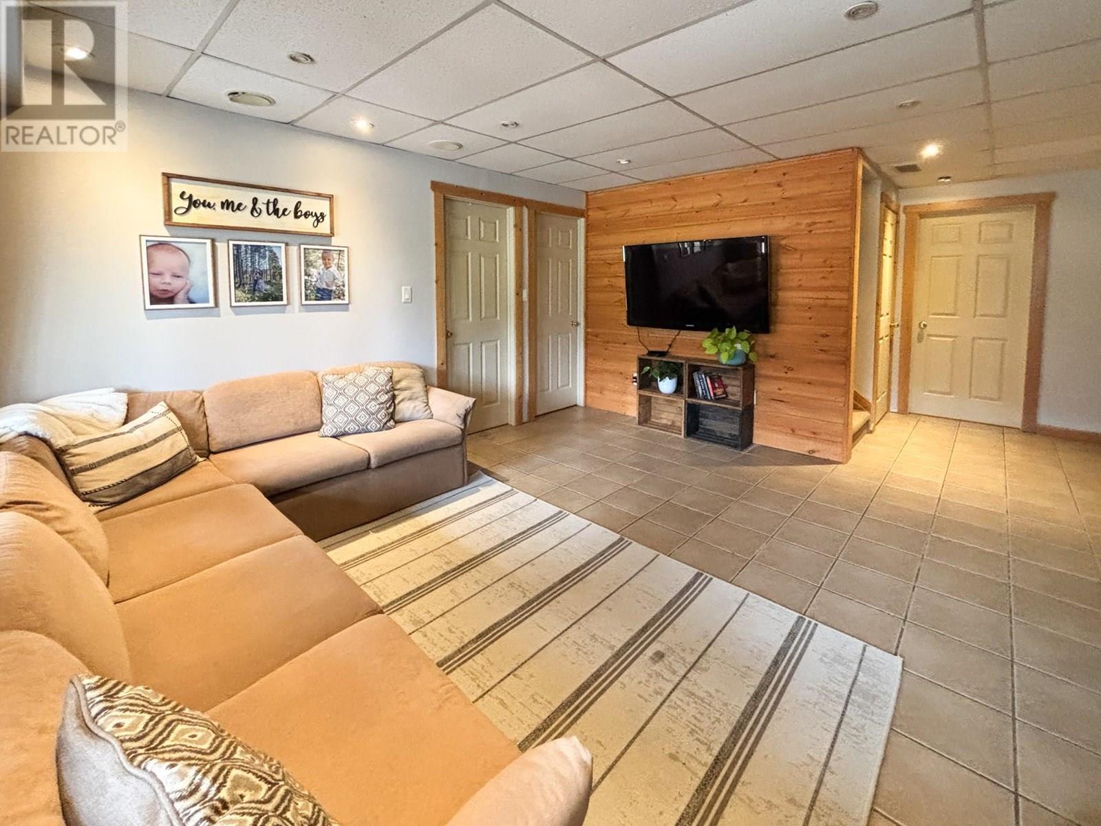 4761 Crescentwood Drive, Edgewater, British Columbia  V0A 1E0 - Photo 24 - 10353912
