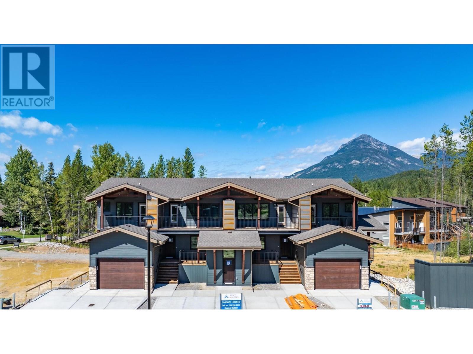 1444 Granite Drive Unit# 8, Golden, British Columbia  V0A 1H0 - Photo 2 - 10353488