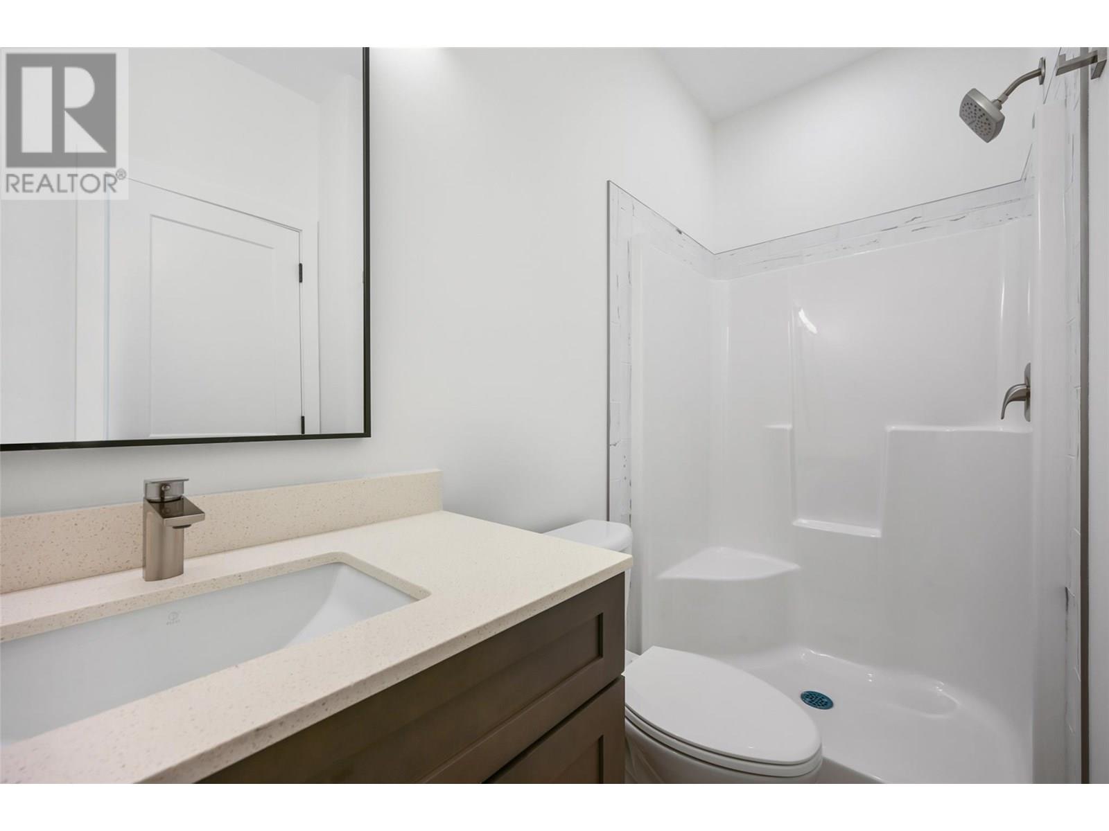 745 10 Avenue, Invermere, British Columbia  V0A 1K0 - Photo 30 - 10353937