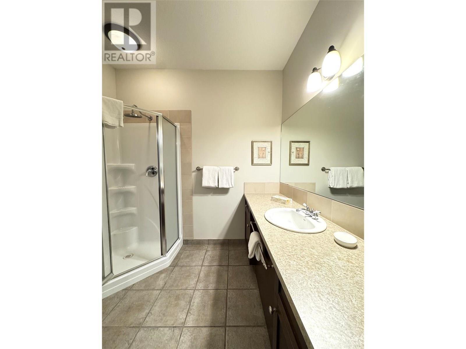 200 Bighorn Boulevard Unit# 236b, Radium Hot Springs, British Columbia  V0A 1M0 - Photo 25 - 10353023
