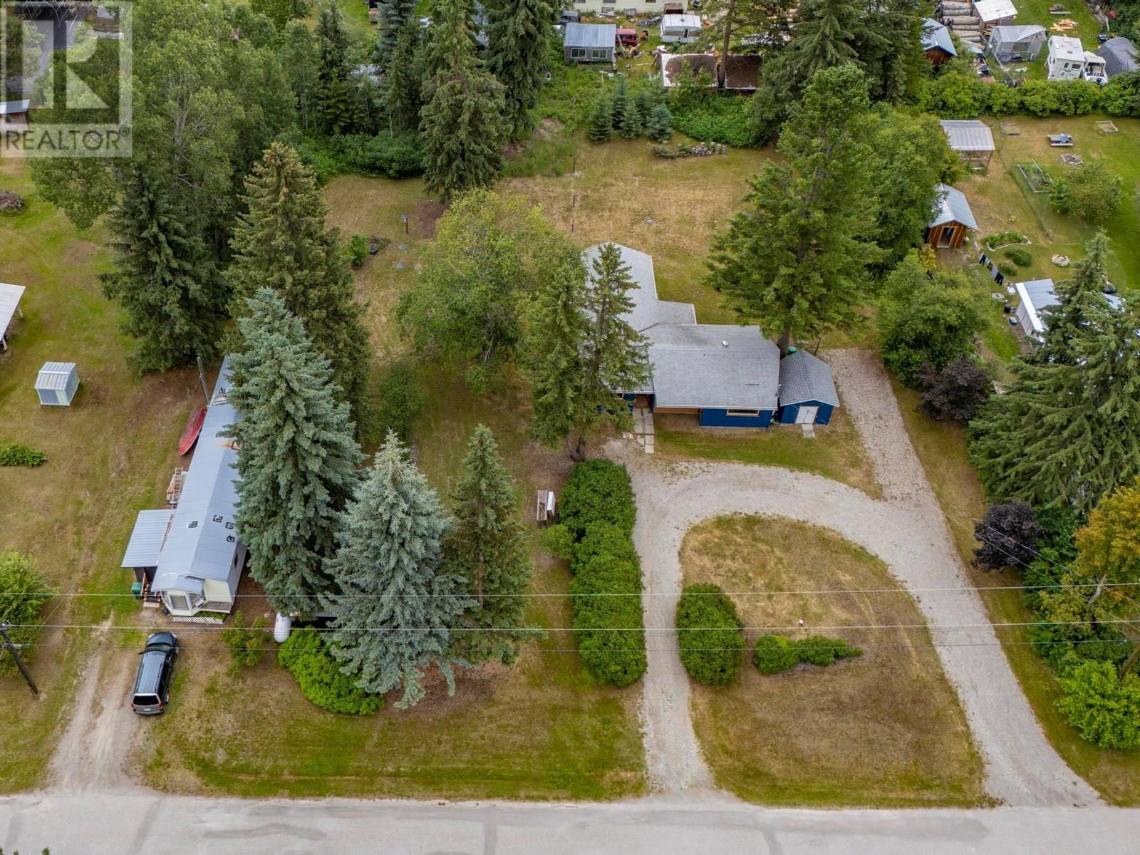 915 Ryter Road W, Golden, British Columbia  V0A 1H2 - Photo 43 - 10353995