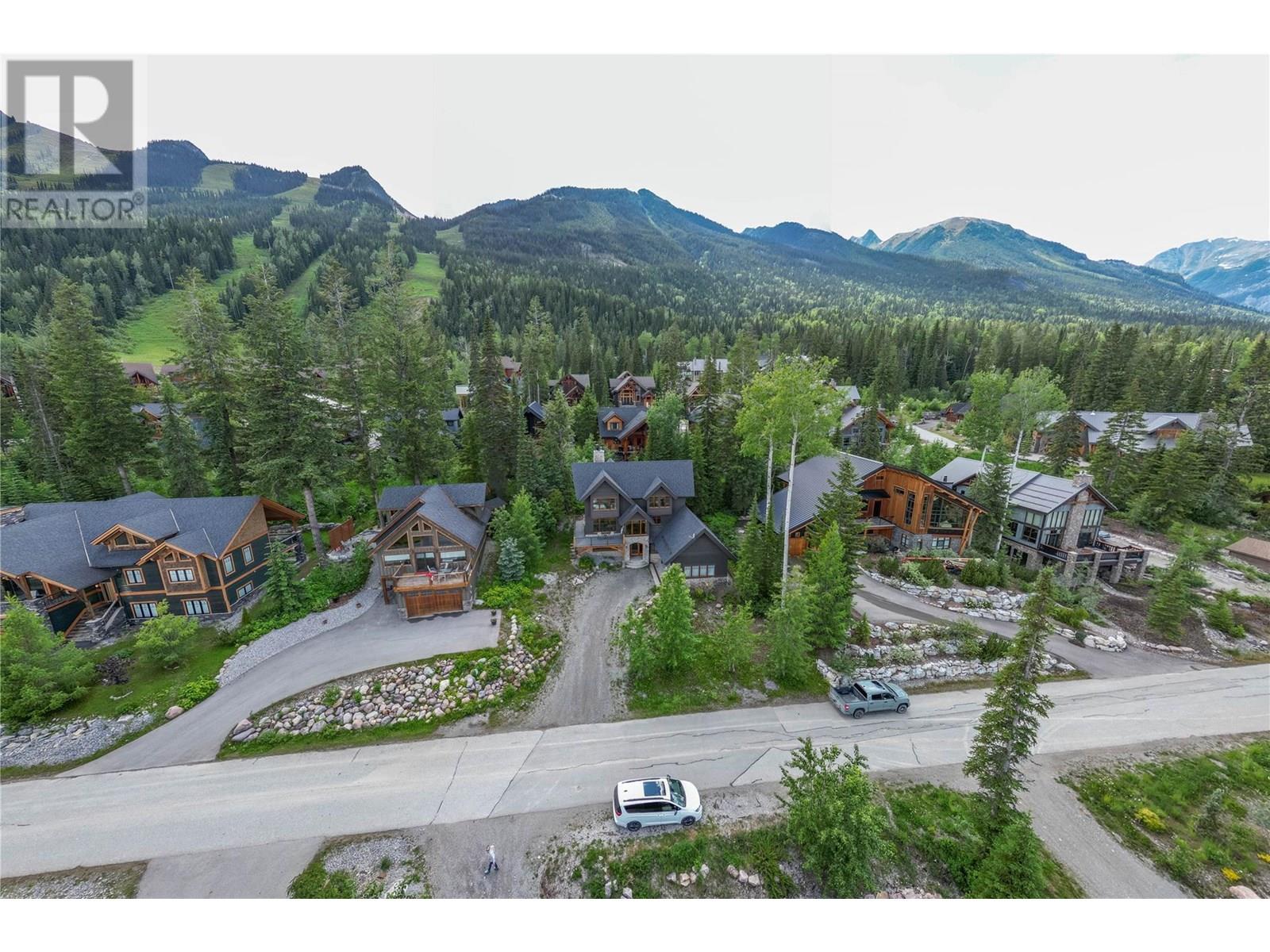1589 Columbia Valley View, Golden, British Columbia  V0A 1H2 - Photo 25 - 10353274