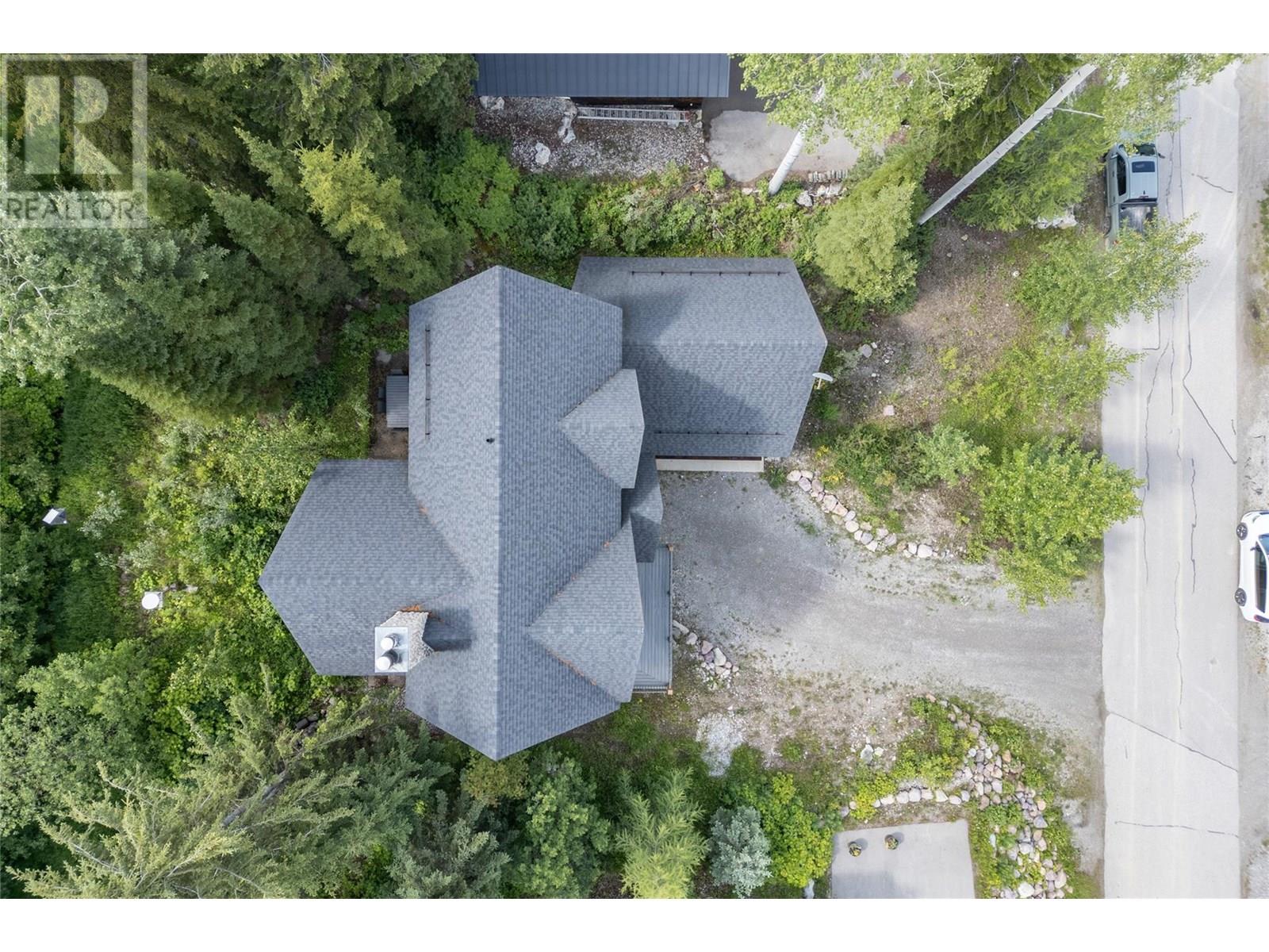 1589 Columbia Valley View, Golden, British Columbia  V0A 1H2 - Photo 27 - 10353274