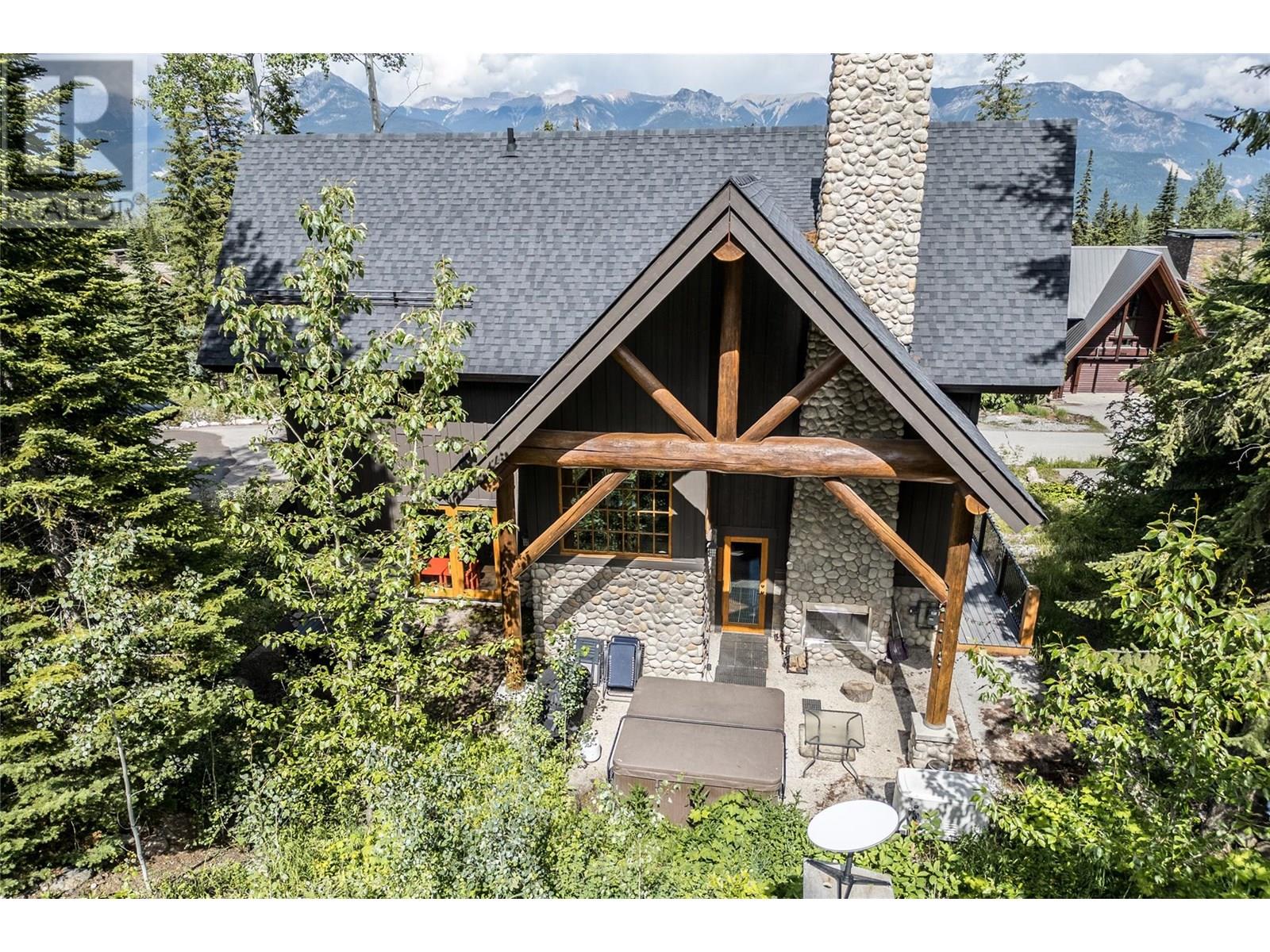 1589 Columbia Valley View, Golden, British Columbia  V0A 1H2 - Photo 29 - 10353274