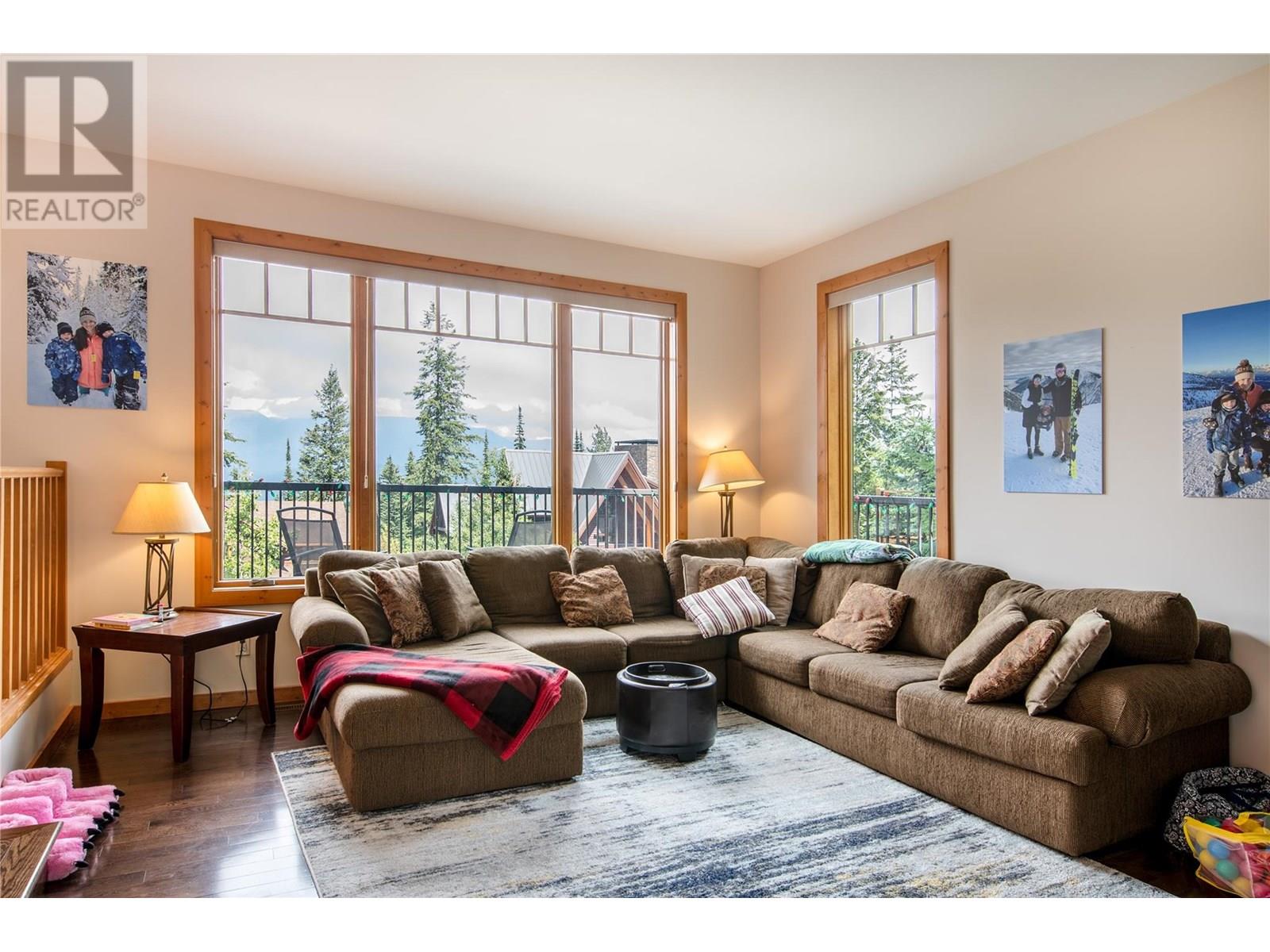 1589 Columbia Valley View, Golden, British Columbia  V0A 1H2 - Photo 4 - 10353274