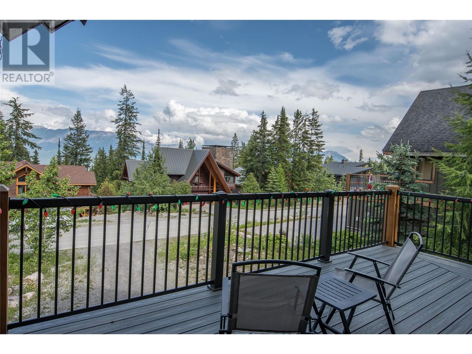 1589 Columbia Valley View, Golden, British Columbia  V0A 1H2 - Photo 5 - 10353274