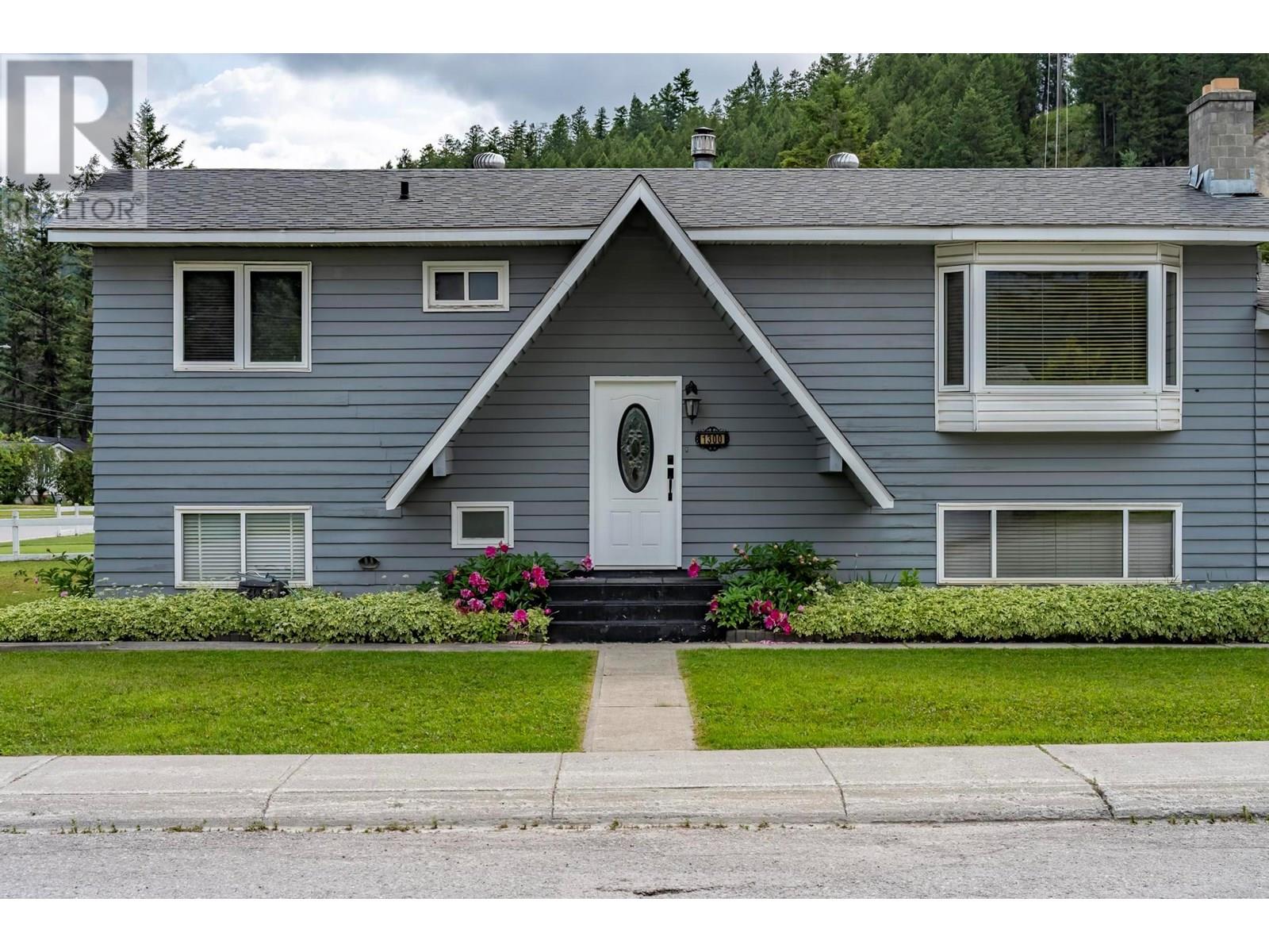 1300 11th Street S, Golden, British Columbia  V0A 1H0 - Photo 45 - 10353999