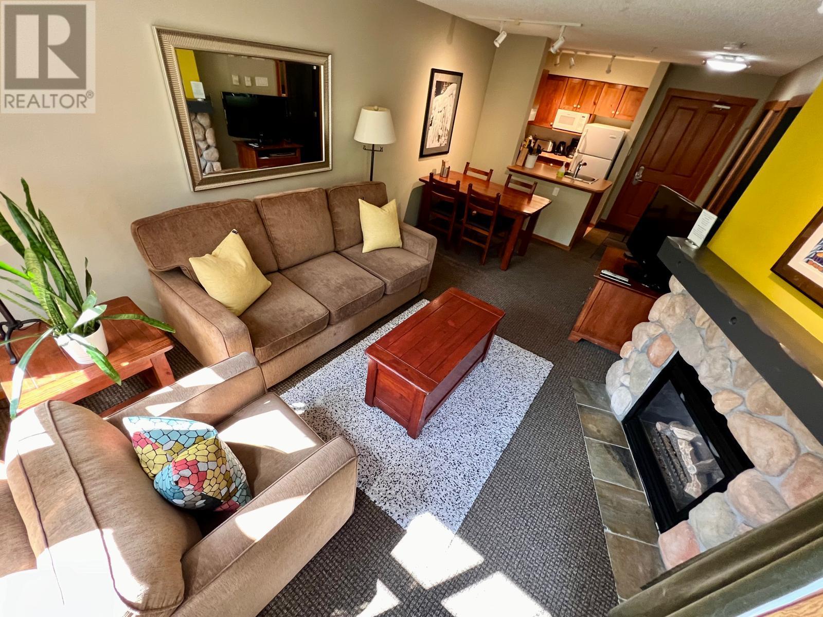2060 Summit Drive Unit# 313, Panorama, British Columbia  V0A 1T0 - Photo 1 - 10354111