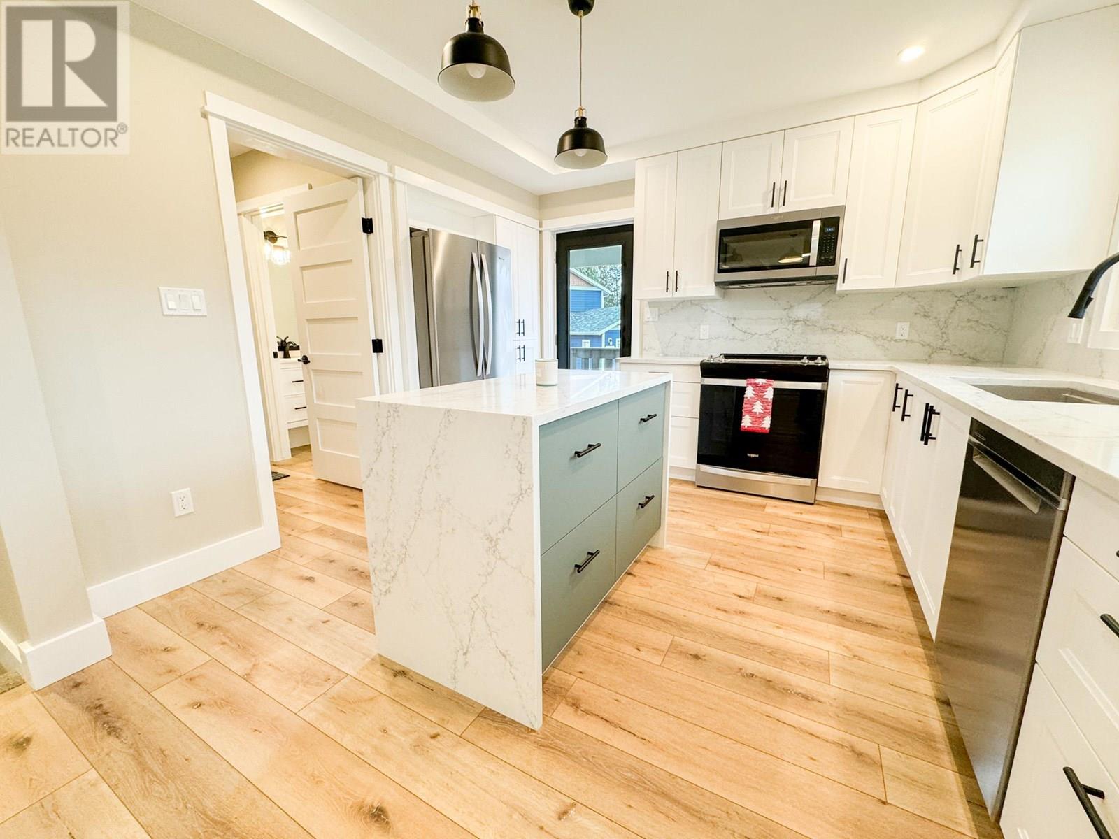 1448 Canterbury Close, Invermere, British Columbia  V0A 1K4 - Photo 13 - 10354118