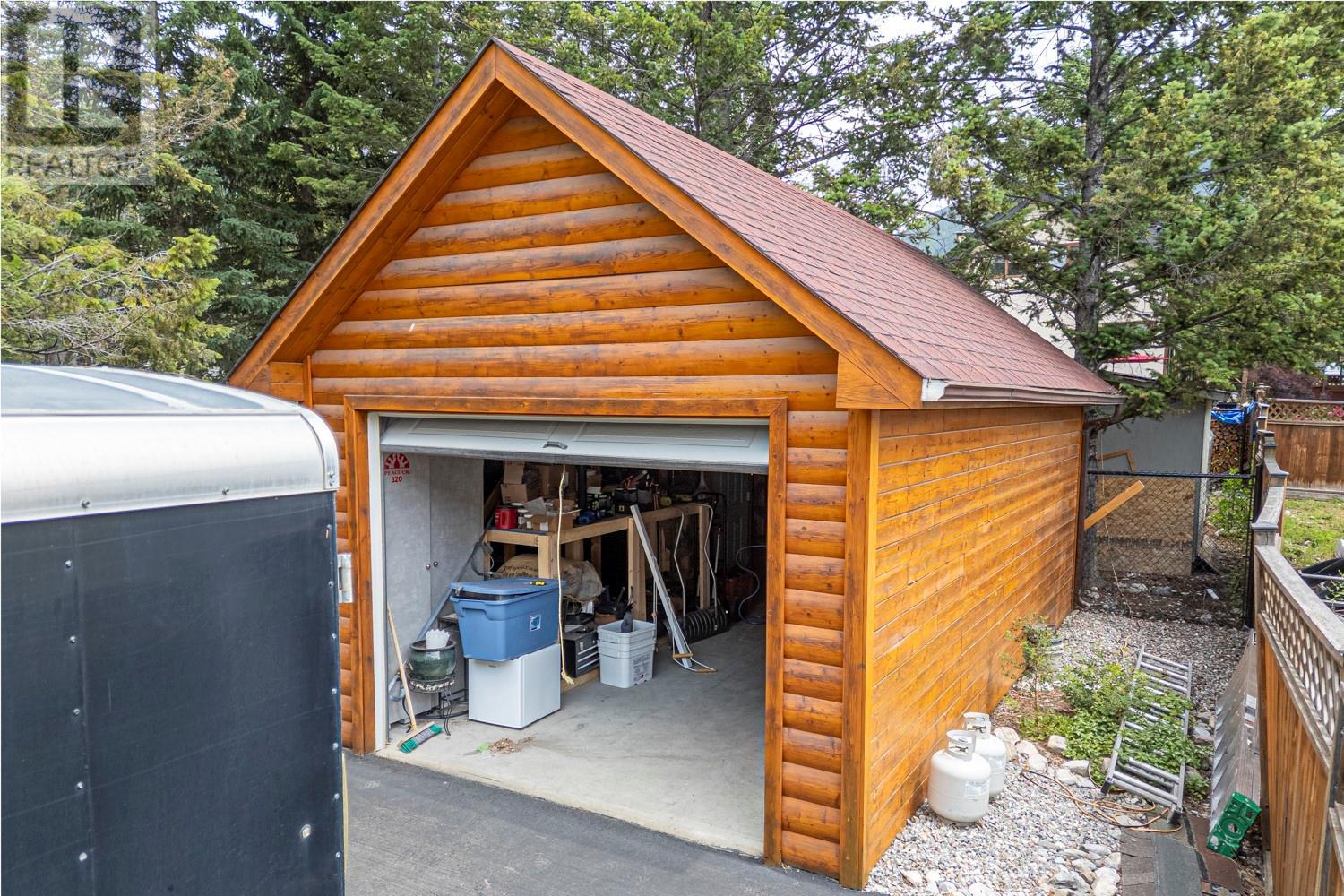 7500 Rivercrest Road, Radium Hot Springs, British Columbia  V0A 1M0 - Photo 32 - 10354123