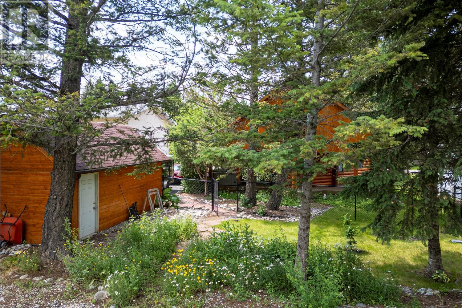 7500 Rivercrest Road, Radium Hot Springs, British Columbia  V0A 1M0 - Photo 47 - 10354123