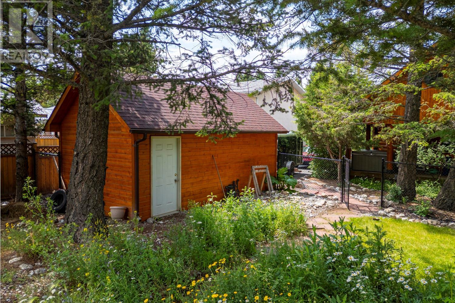 7500 Rivercrest Road, Radium Hot Springs, British Columbia  V0A 1M0 - Photo 49 - 10354123