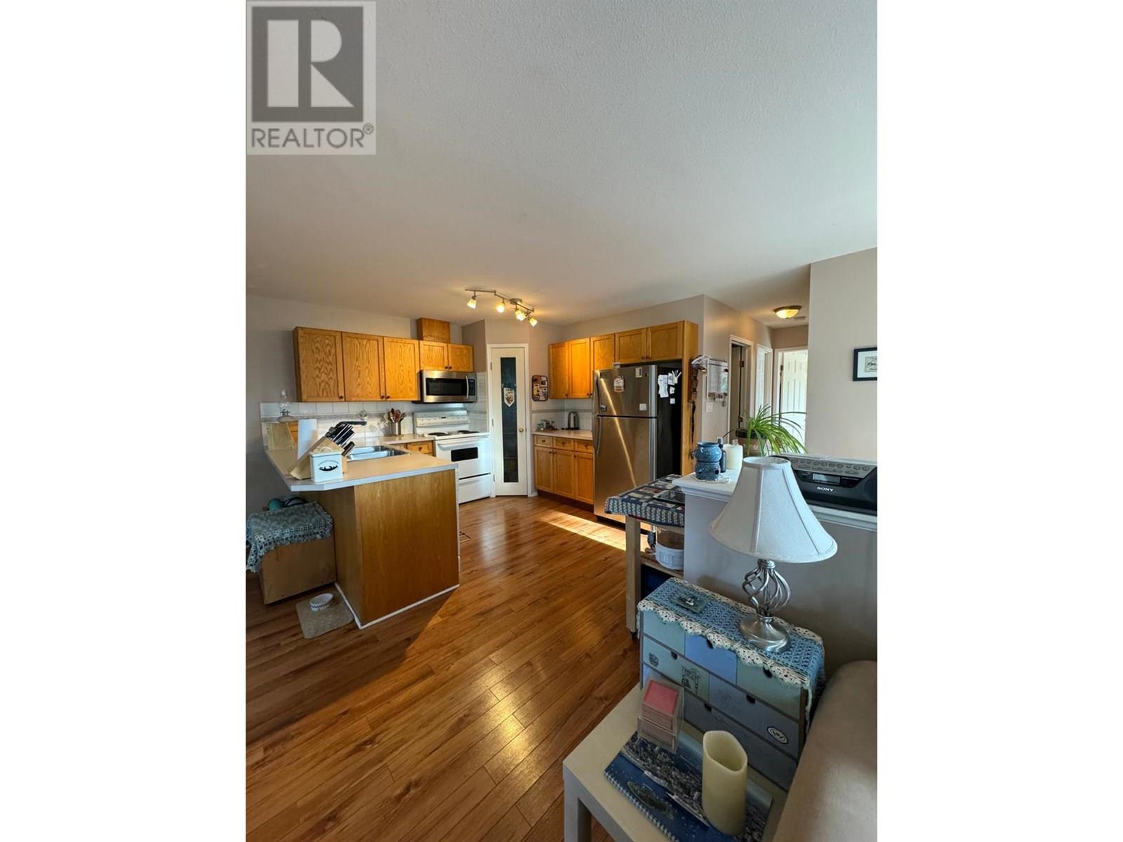 10a Wolf Crescent, Invermere, British Columbia  V0A 1K2 - Photo 11 - 10353435