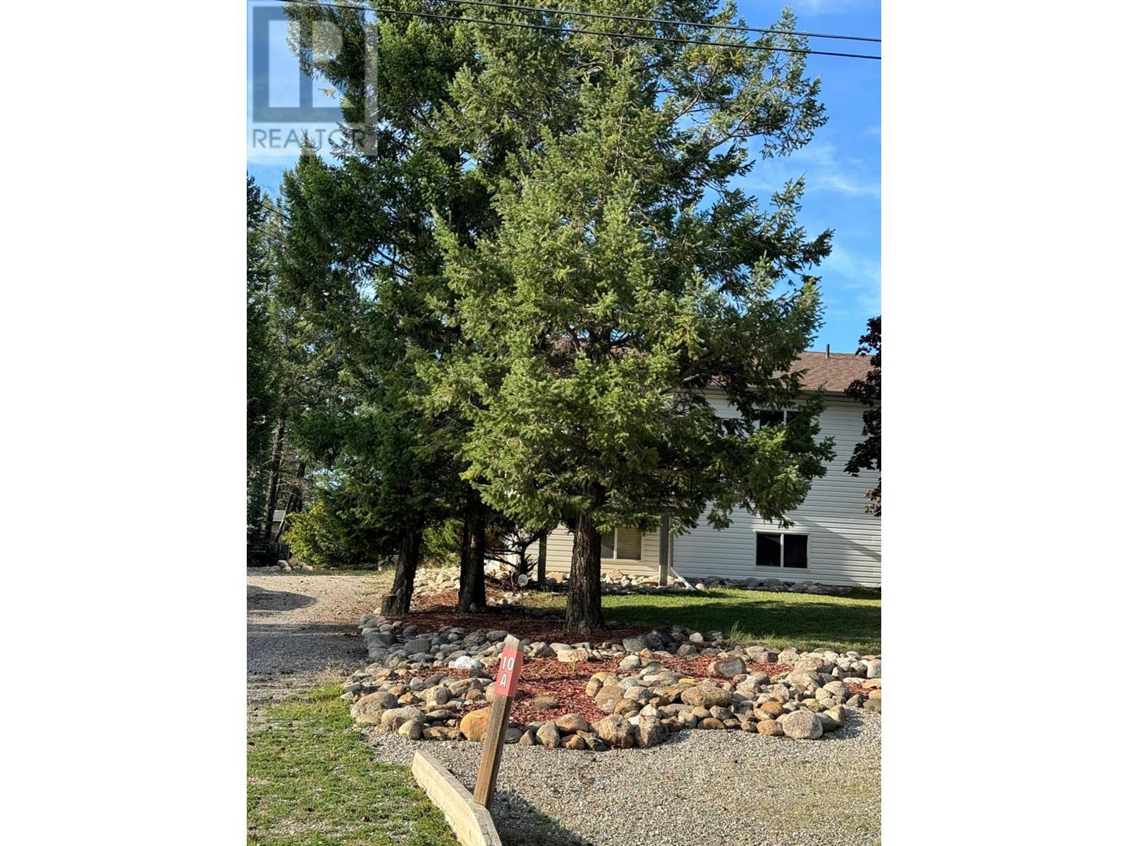10a Wolf Crescent, Invermere, British Columbia  V0A 1K2 - Photo 3 - 10353435