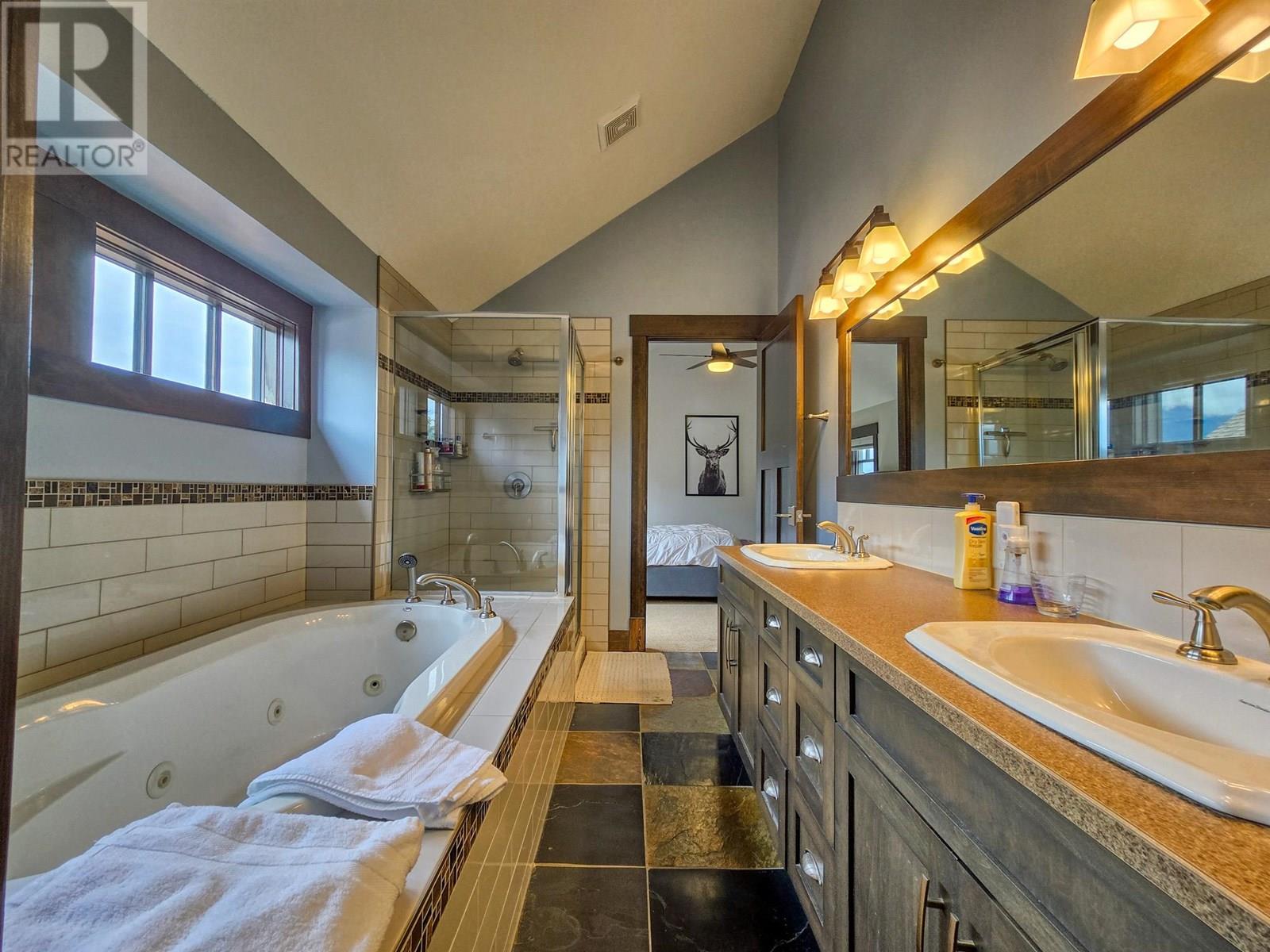 2598 Mountainview Crescent Unit# 23, Invermere, British Columbia  V0A 1K6 - Photo 37 - 10353904