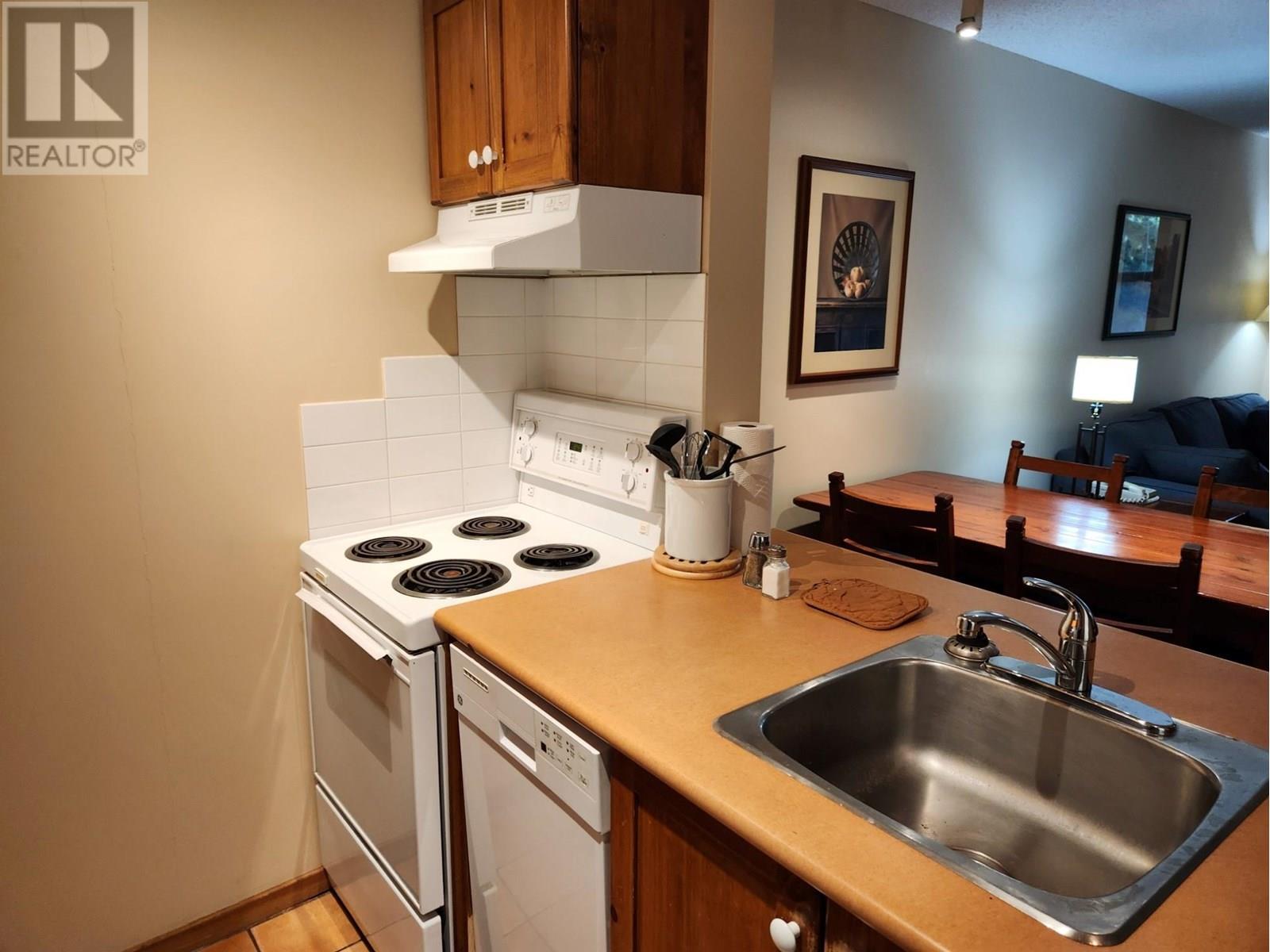 2060 Summit Drive Unit# 106, Panorama, British Columbia  V0A 1T0 - Photo 10 - 10353773
