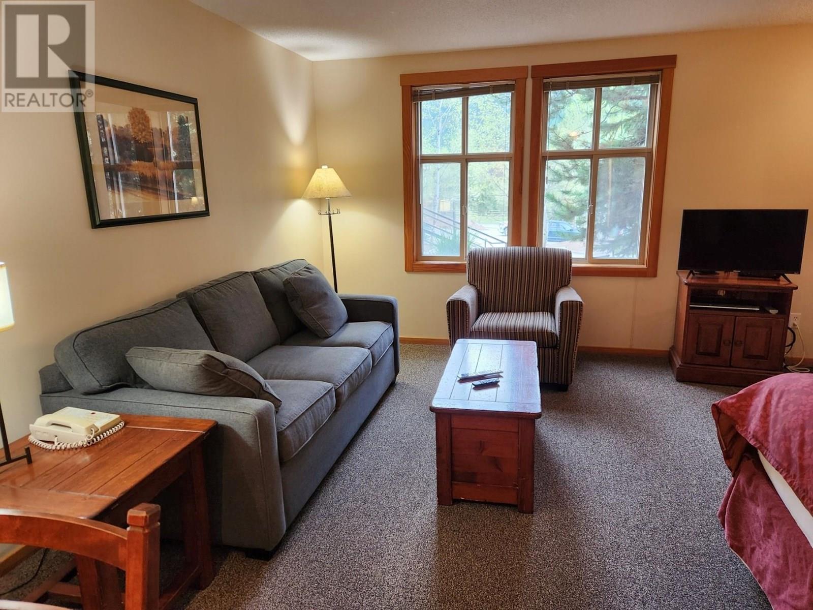 2060 Summit Drive Unit# 106, Panorama, British Columbia  V0A 1T0 - Photo 4 - 10353773