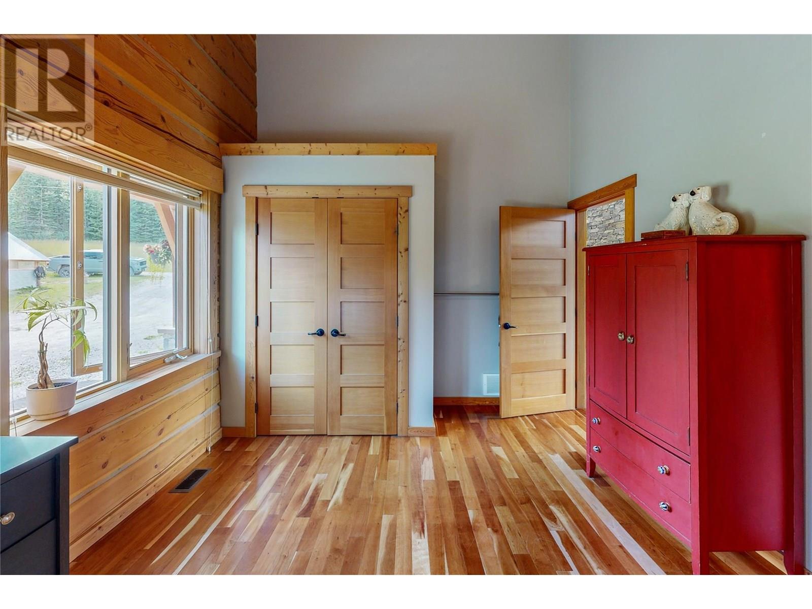 2550 Kettleston Road, Golden, British Columbia  V0A 1H1 - Photo 27 - 10354523