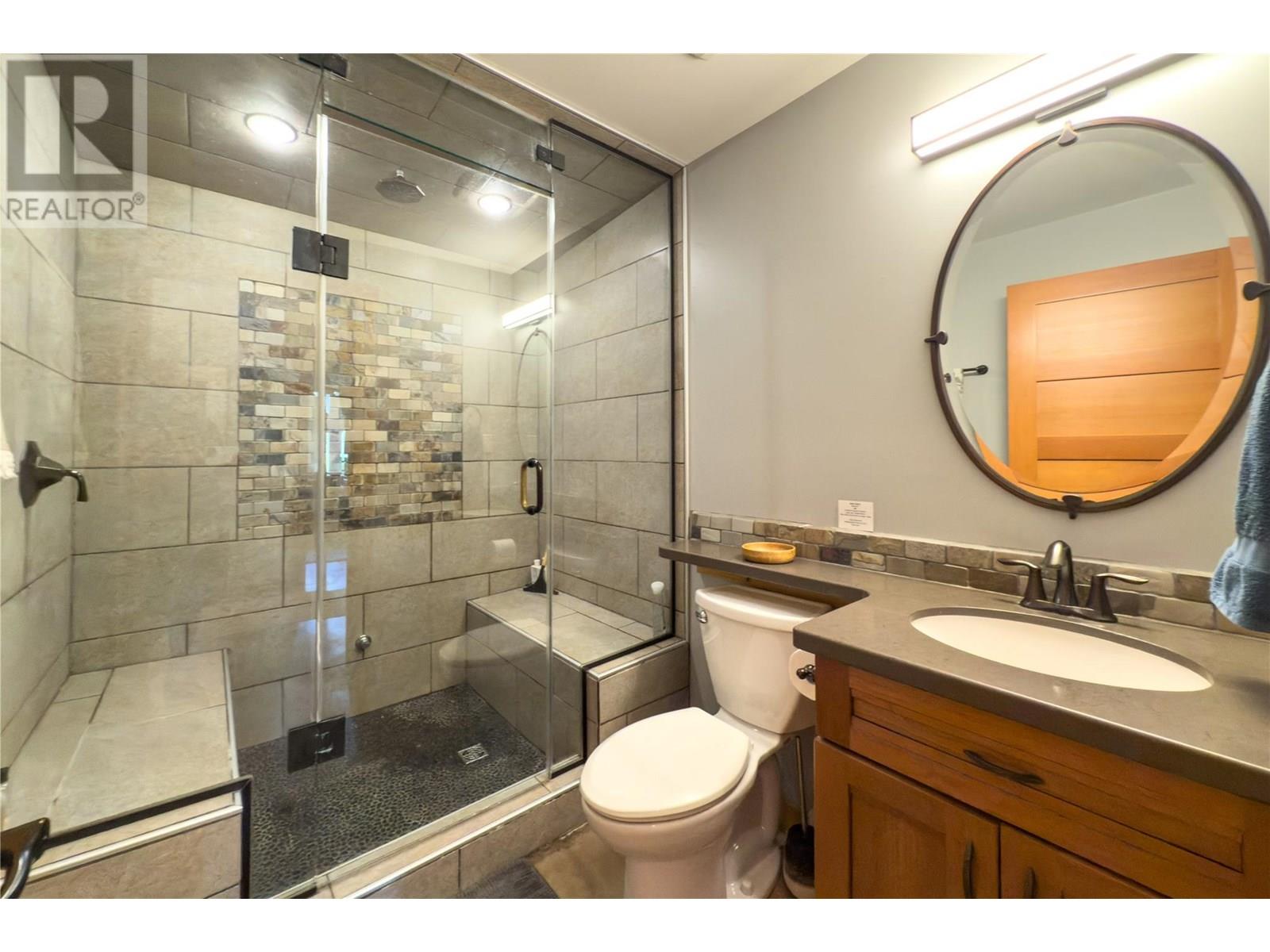 2550 Kettleston Road, Golden, British Columbia  V0A 1H1 - Photo 32 - 10354523