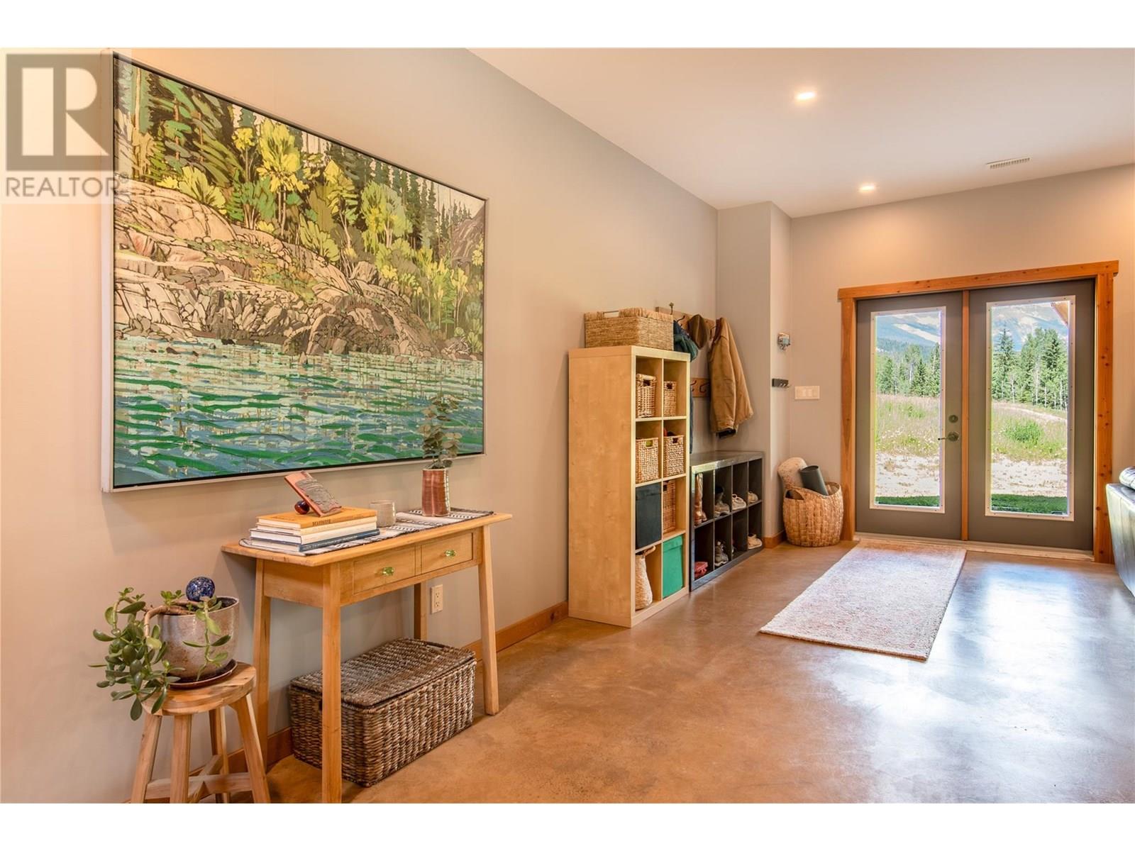 2550 Kettleston Road, Golden, British Columbia  V0A 1H1 - Photo 33 - 10354523