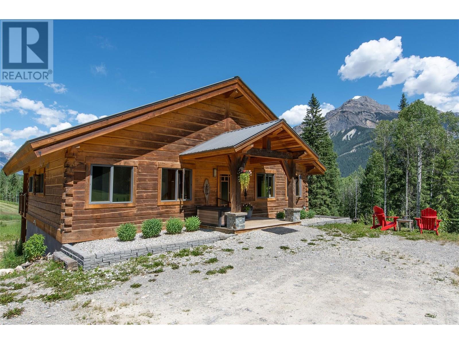 2550 Kettleston Road, Golden, British Columbia  V0A 1H1 - Photo 43 - 10354523