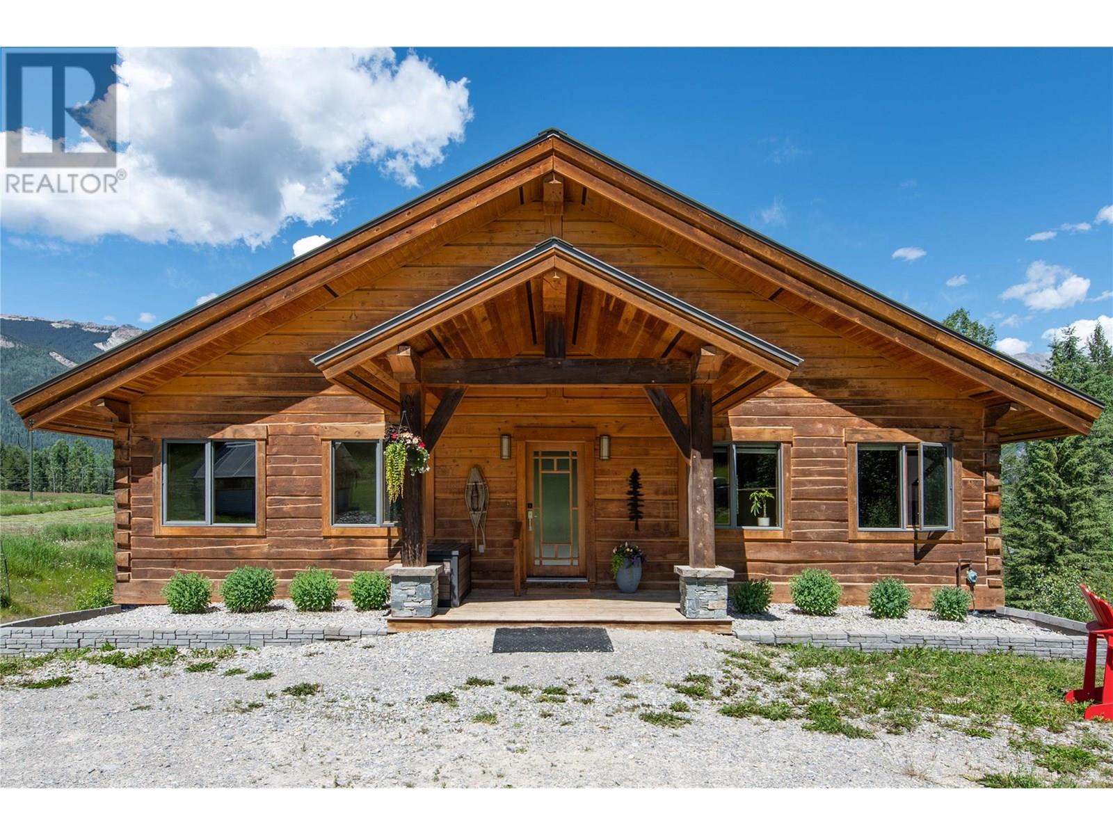 2550 Kettleston Road, Golden, British Columbia  V0A 1H1 - Photo 46 - 10354523