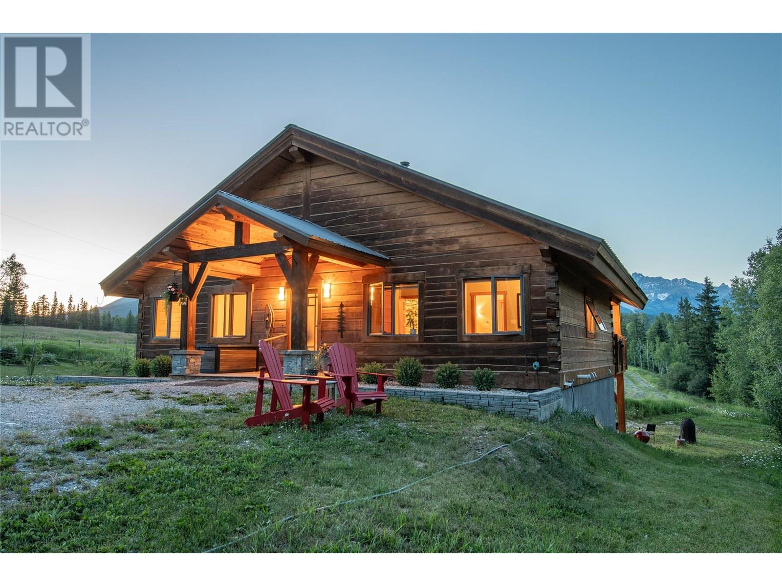 2550 Kettleston Road, Golden, British Columbia  V0A 1H1 - Photo 51 - 10354523