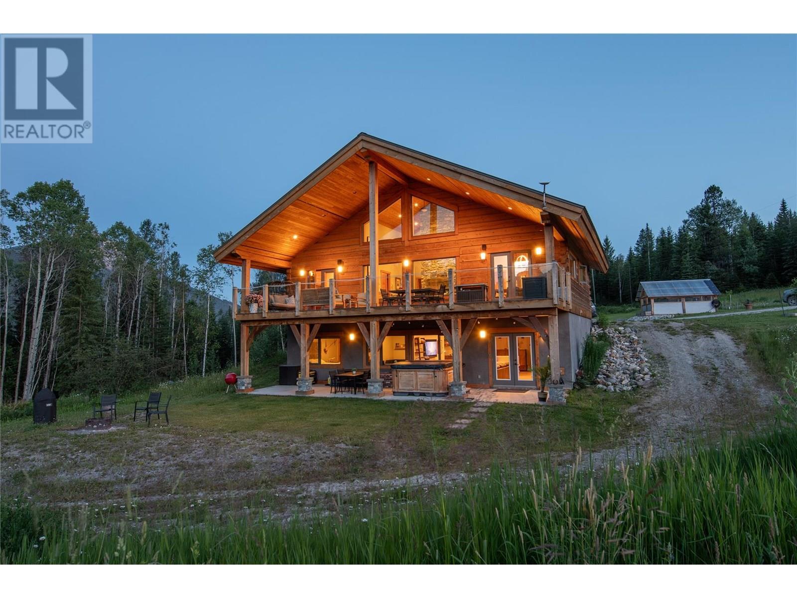 2550 Kettleston Road, Golden, British Columbia  V0A 1H1 - Photo 53 - 10354523