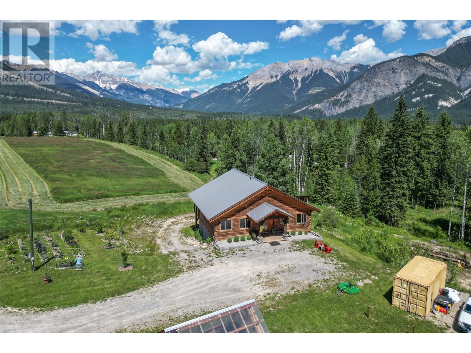 2550 Kettleston Road, Golden, British Columbia  V0A 1H1 - Photo 55 - 10354523