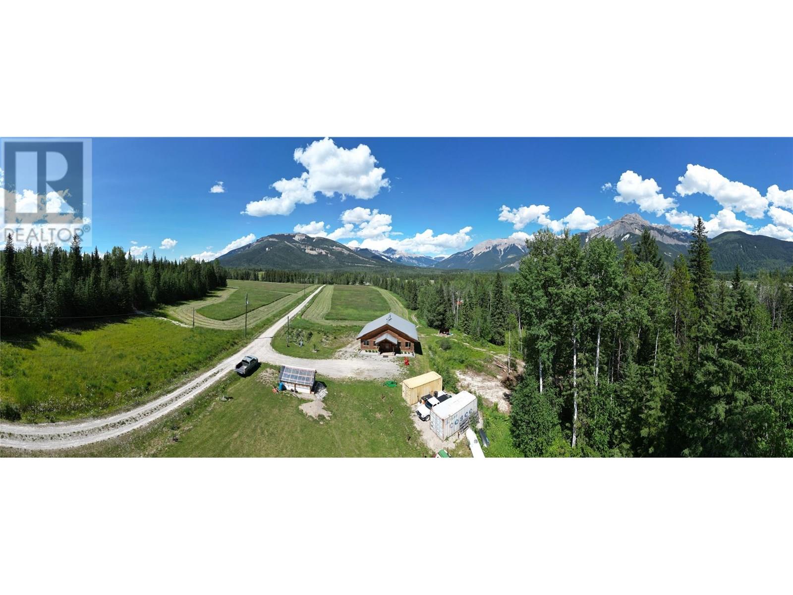 2550 Kettleston Road, Golden, British Columbia  V0A 1H1 - Photo 70 - 10354523