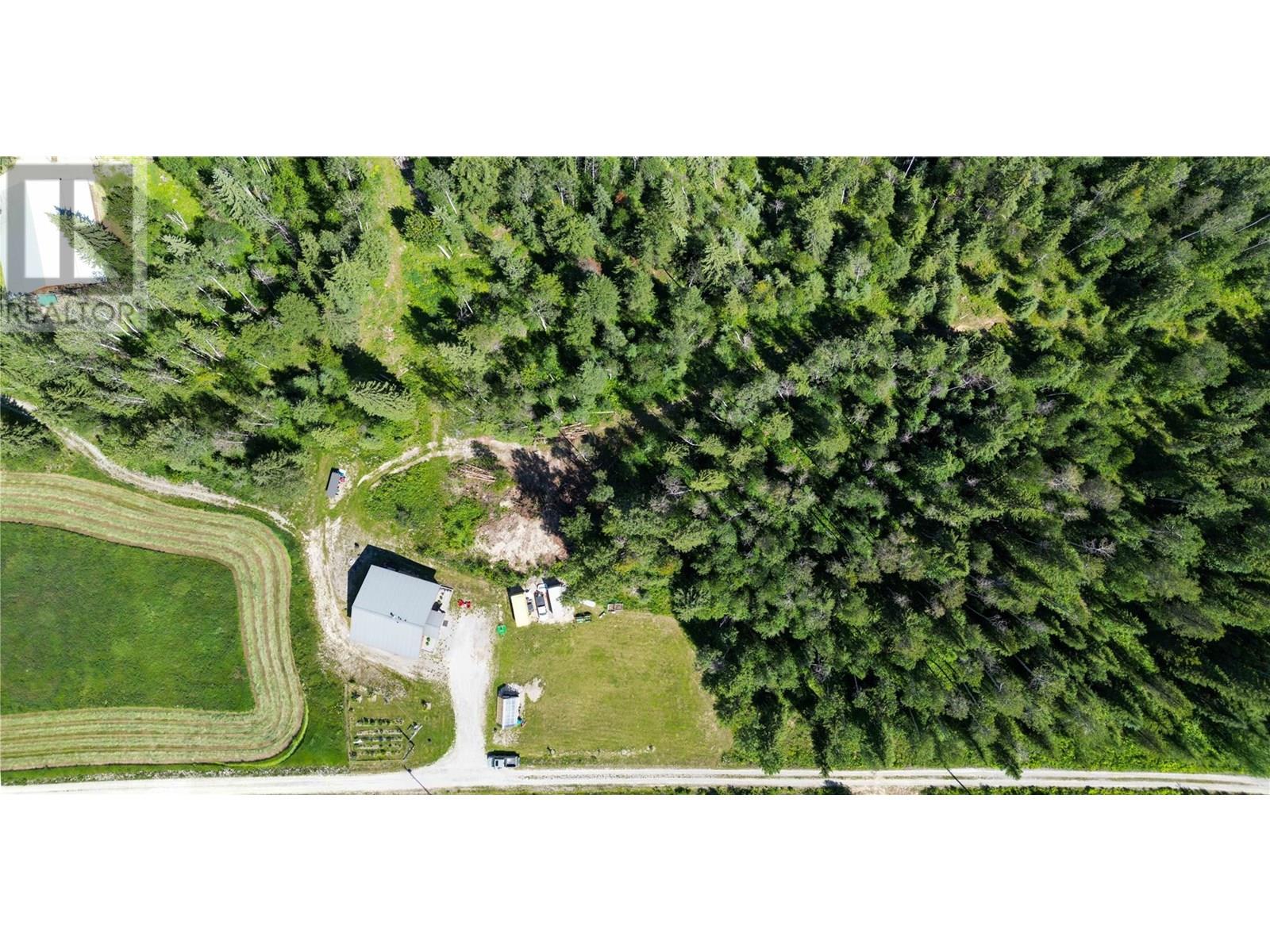 2550 Kettleston Road, Golden, British Columbia  V0A 1H1 - Photo 73 - 10354523