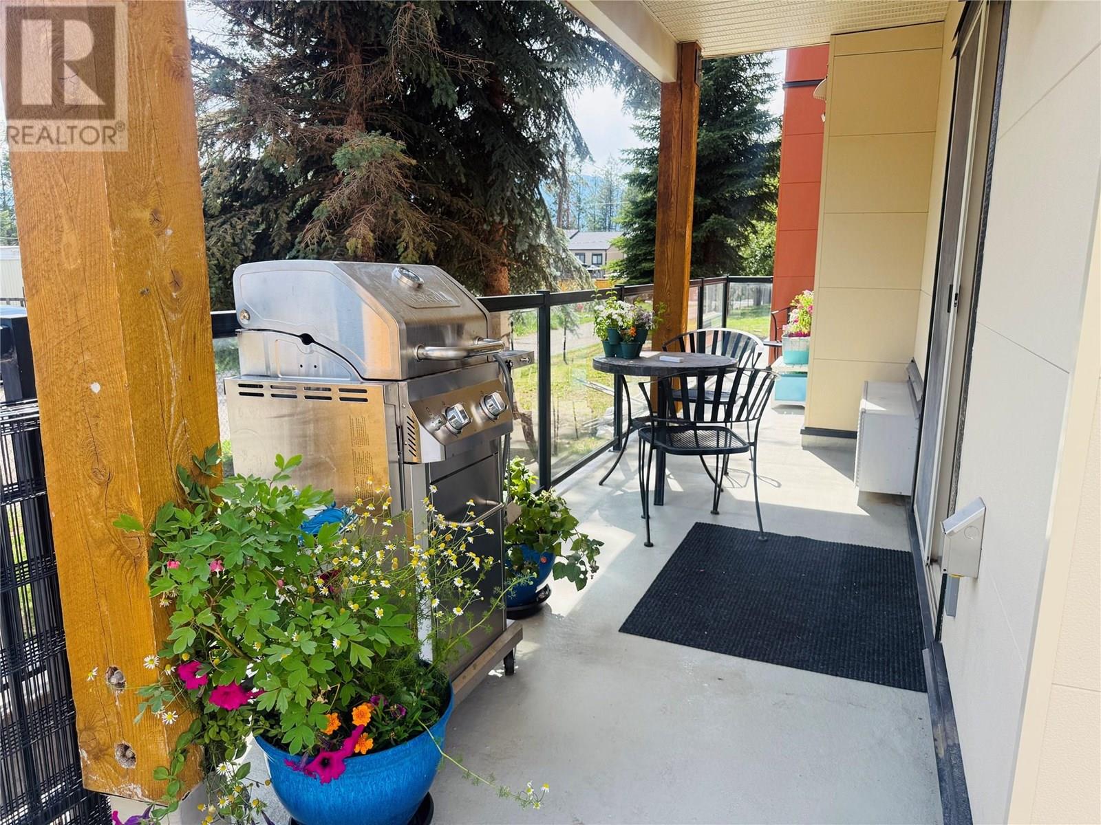 4874 Stanley Street Unit# 110, Radium Hot Springs, British Columbia  V0A 1M0 - Photo 2 - 10354607