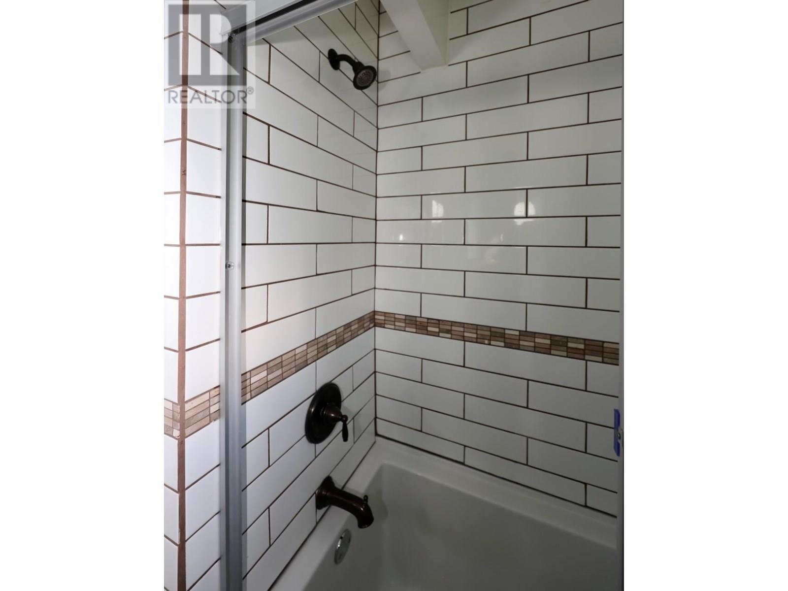 1871 Blaeberry Road, Golden, British Columbia  V0A 1H0 - Photo 12 - 10354768