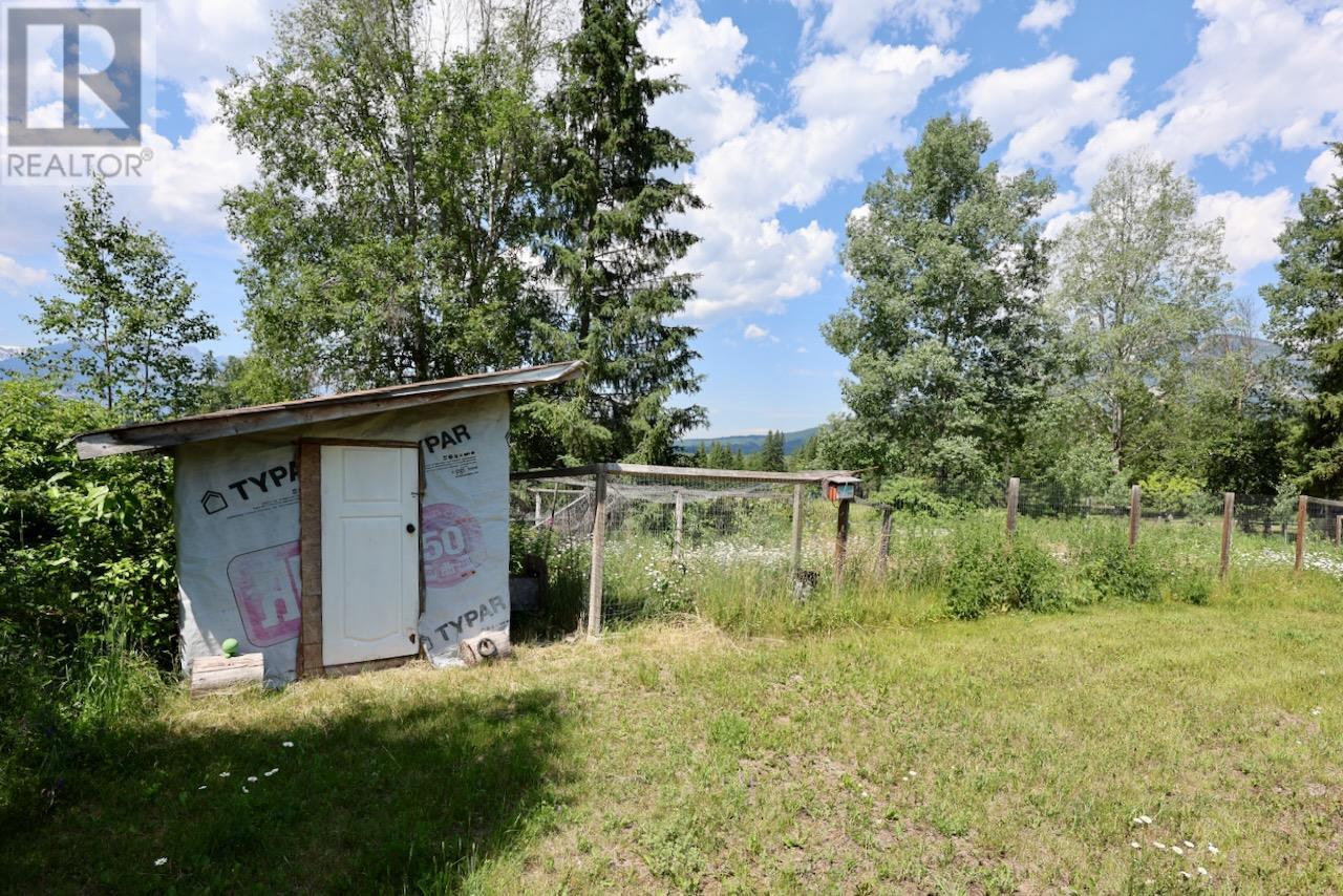 1871 Blaeberry Road, Golden, British Columbia  V0A 1H0 - Photo 31 - 10354768