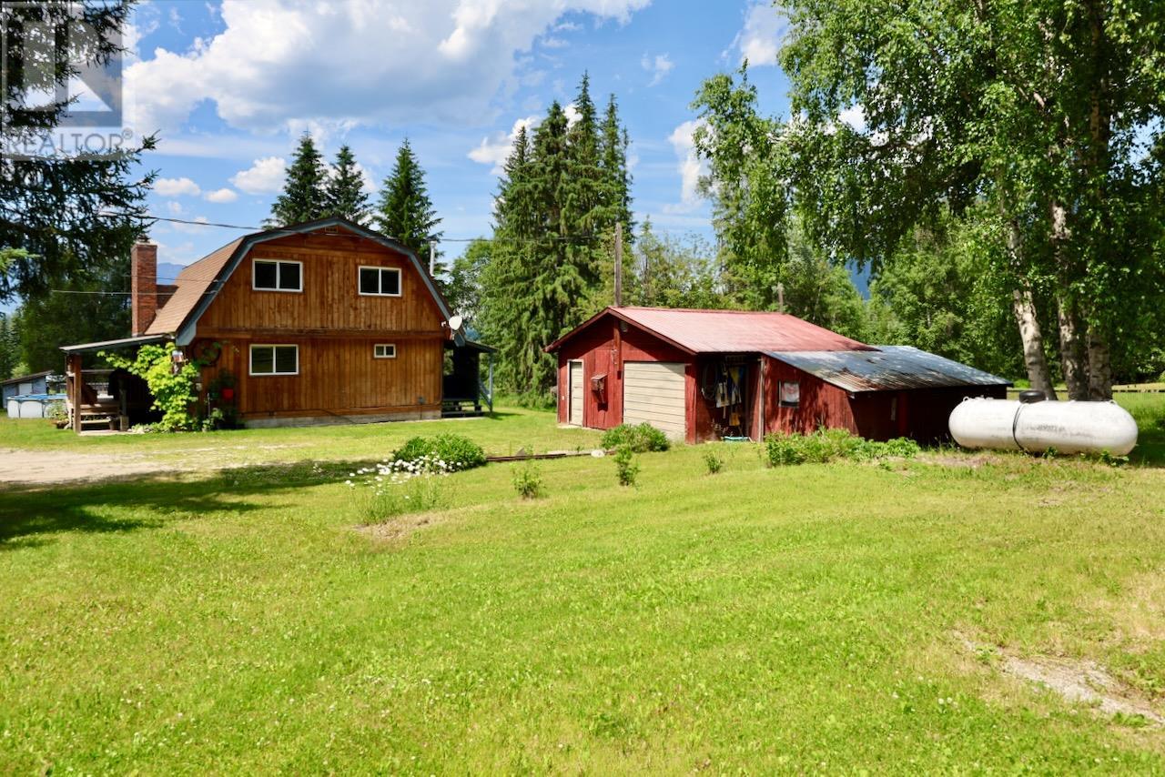 1871 Blaeberry Road, Golden, British Columbia  V0A 1H0 - Photo 47 - 10354768