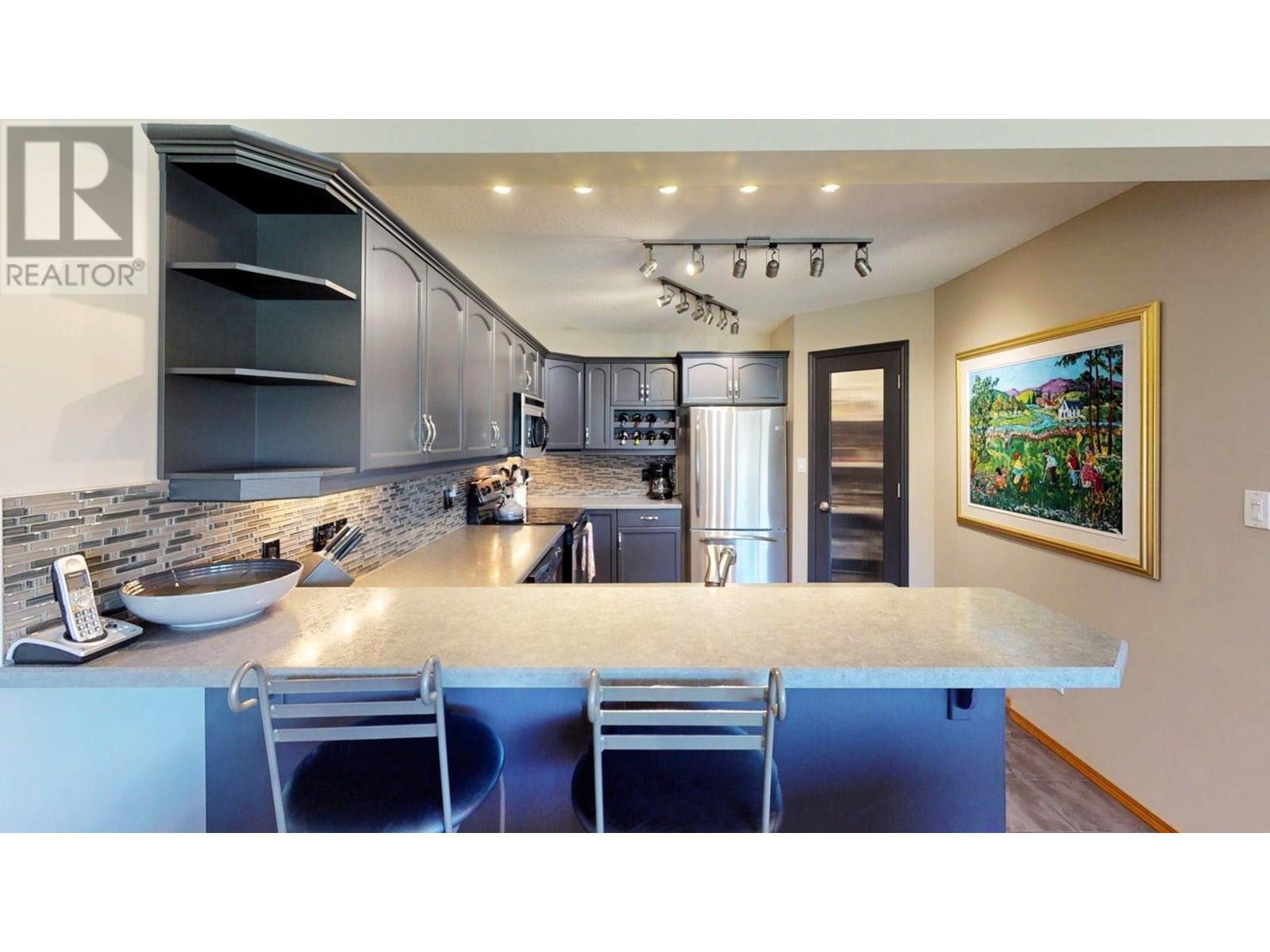 7535 Columbia Avenue Unit# 13, Radium Hot Springs, British Columbia  V0A 1M0 - Photo 11 - 10354569