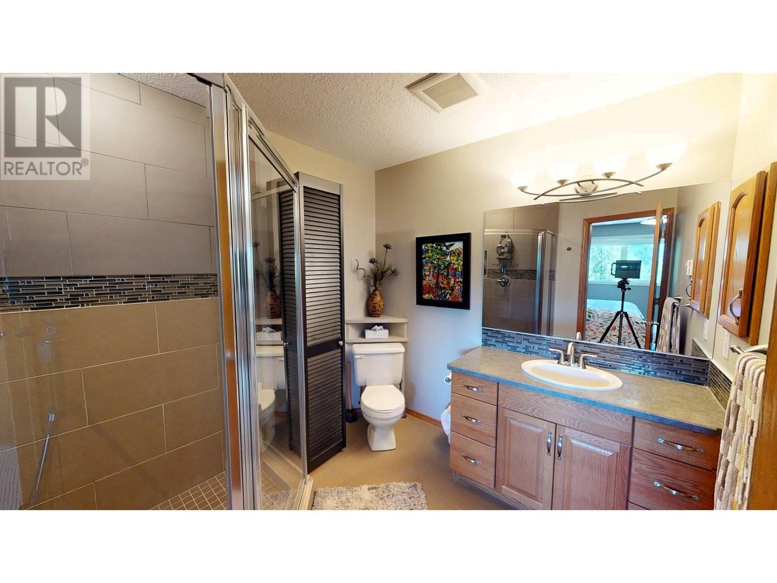 7535 Columbia Avenue Unit# 13, Radium Hot Springs, British Columbia  V0A 1M0 - Photo 34 - 10354569