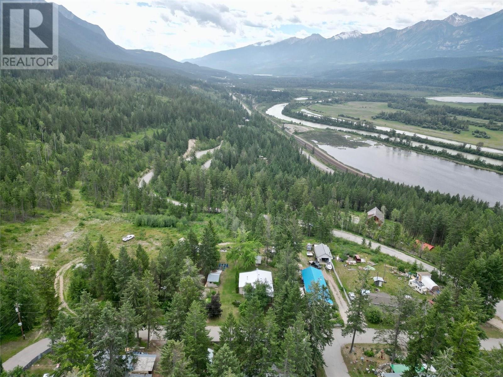470 Reflection Lake Road Unit# 36, Golden, British Columbia  V0A 1H6 - Photo 33 - 10353419