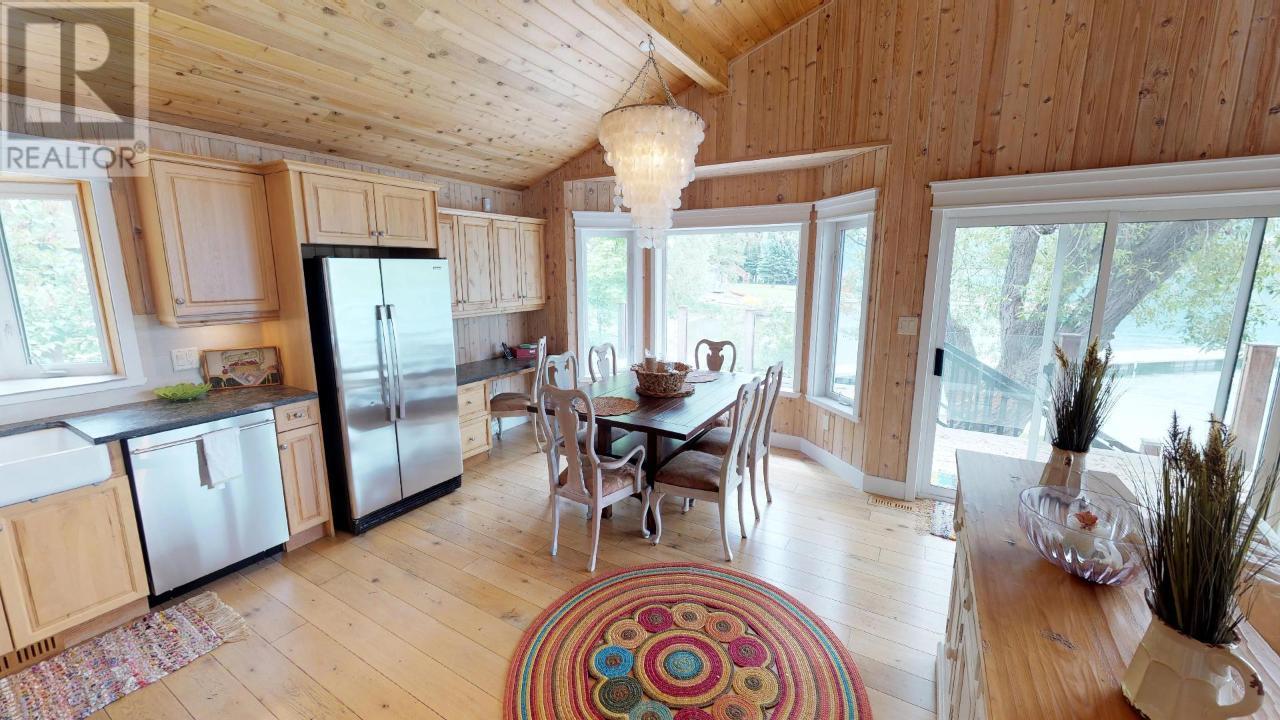 613 Lakeview Road, Invermere, British Columbia  V0A 1K3 - Photo 24 - 10354777
