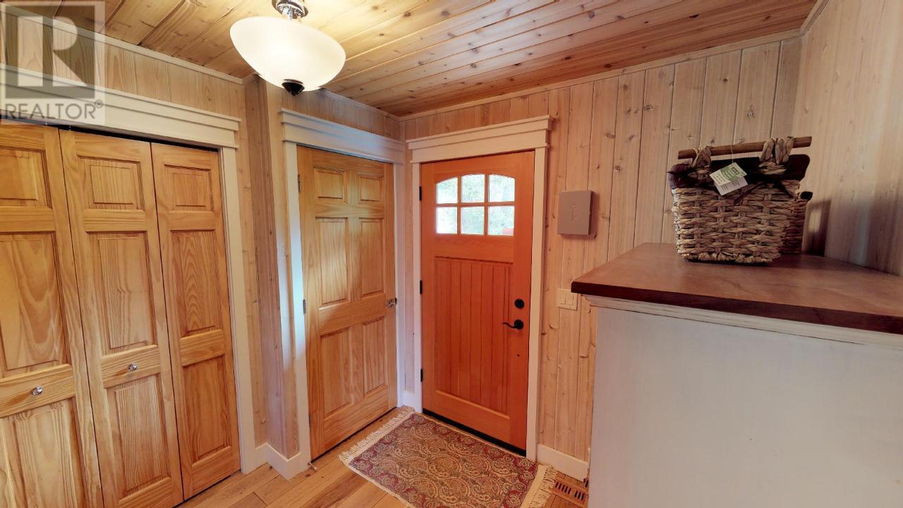 613 Lakeview Road, Invermere, British Columbia  V0A 1K3 - Photo 27 - 10354777
