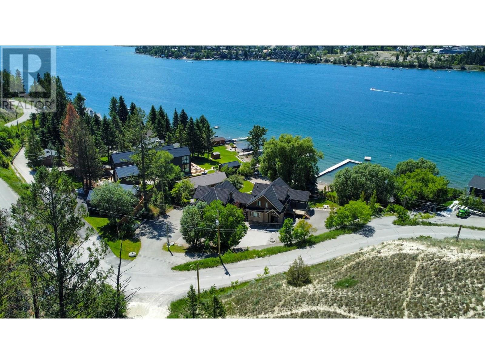 613 Lakeview Road, Invermere, British Columbia  V0A 1K3 - Photo 8 - 10354777