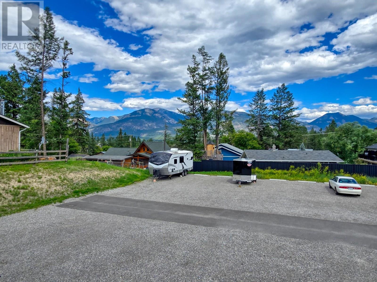 2135 14th Avenue Unit# 3, Invermere, British Columbia  V0A 1K4 - Photo 5 - 10354656