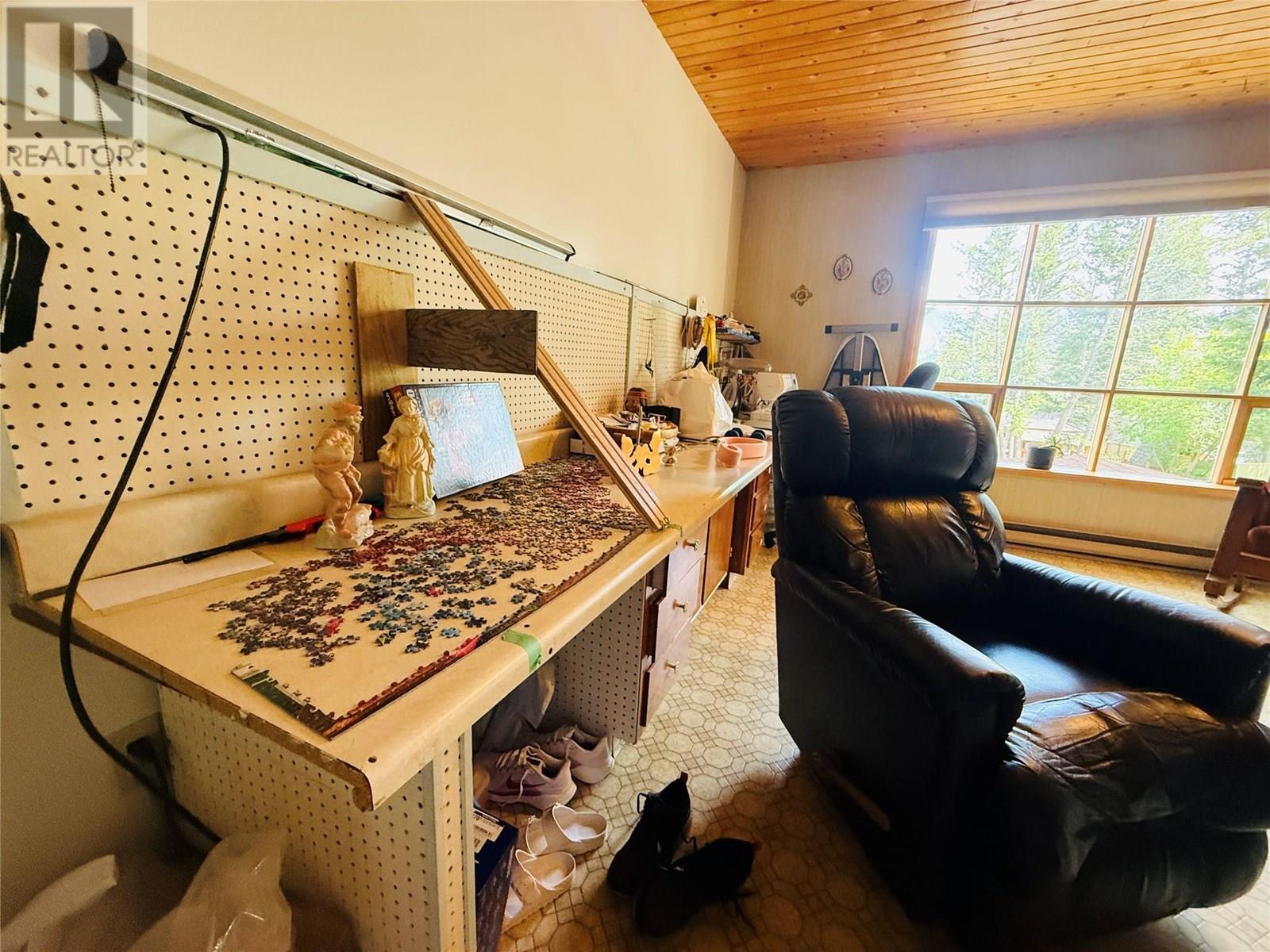 1410 10a Avenue, Invermere, British Columbia  V0A 1K0 - Photo 16 - 10354838