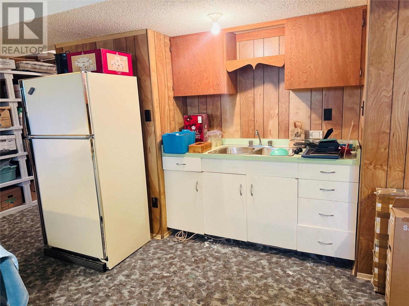 1410 10a Avenue, Invermere, British Columbia  V0A 1K0 - Photo 36 - 10354838