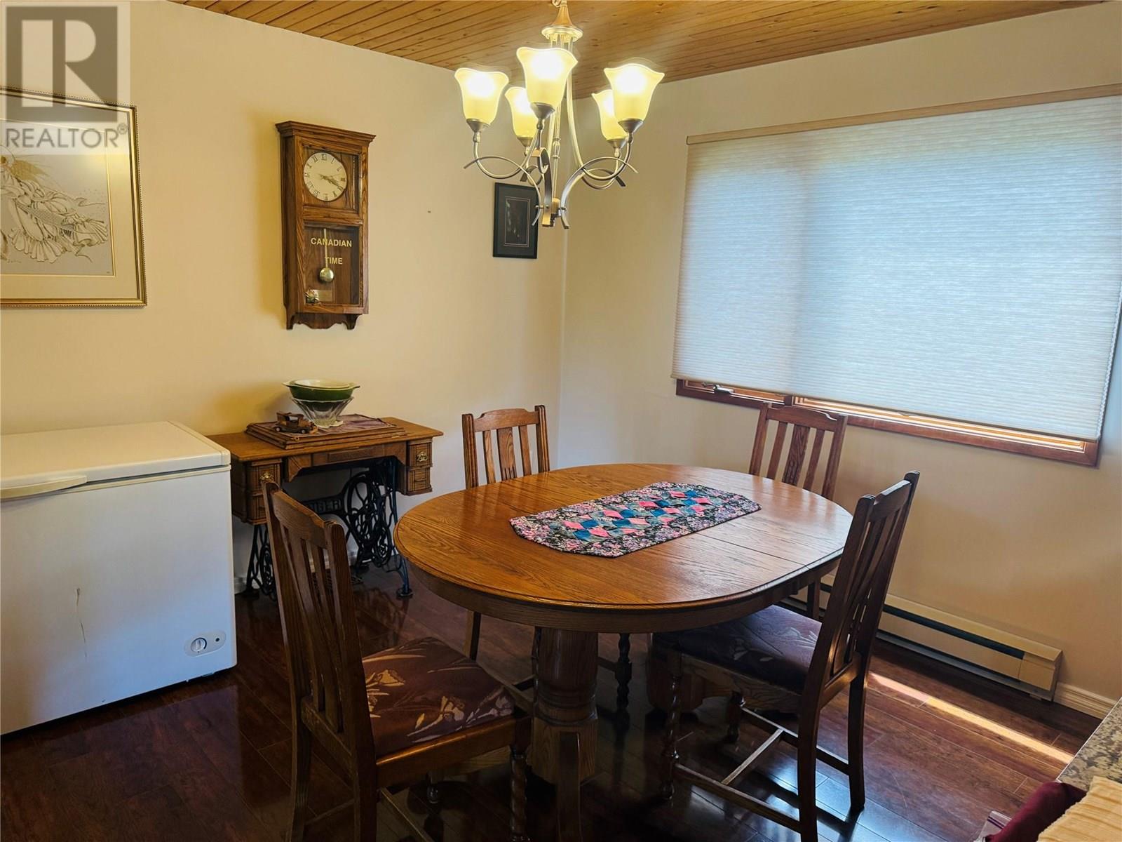 1410 10a Avenue, Invermere, British Columbia  V0A 1K0 - Photo 9 - 10354838