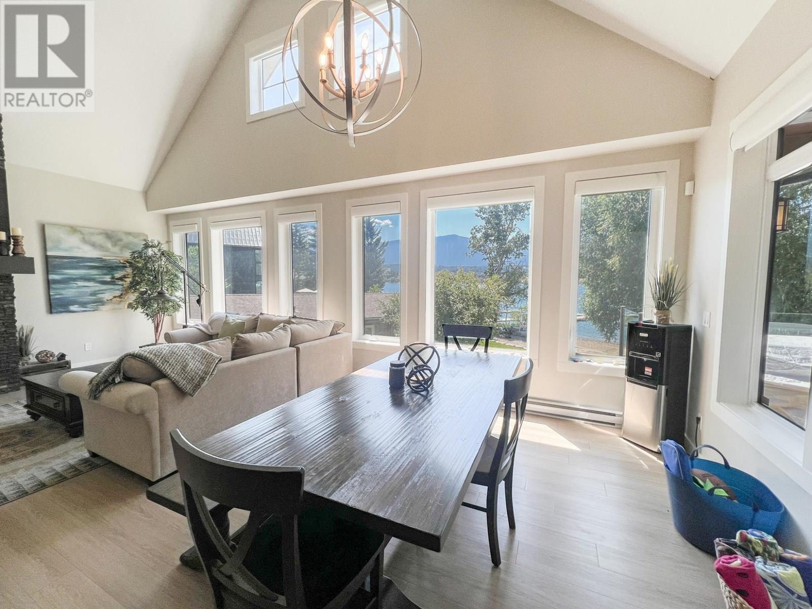 615/619 Lakeview Road, Invermere, British Columbia  V0A 1K3 - Photo 19 - 10354922